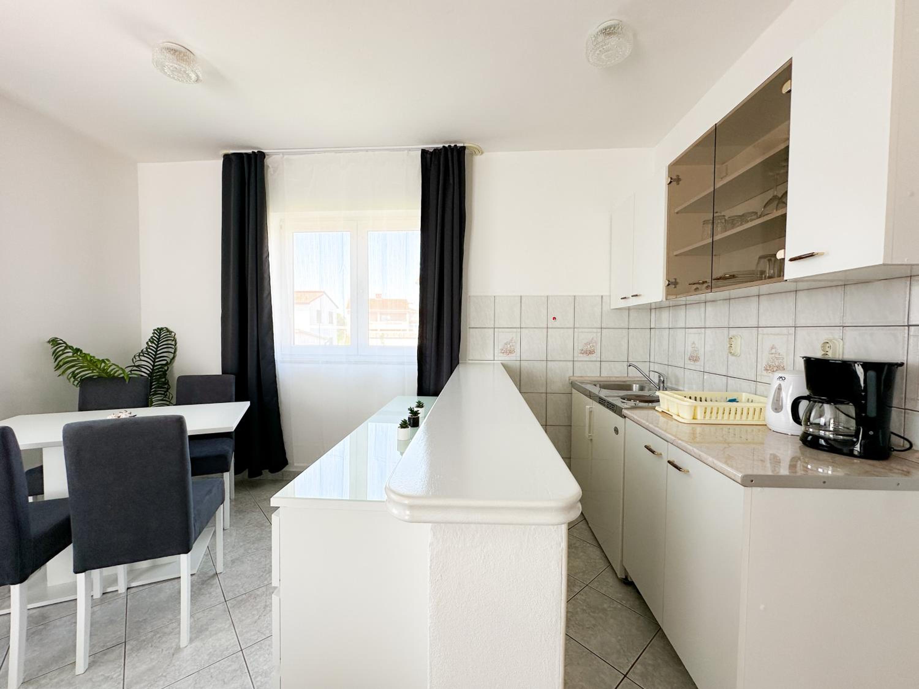 Sunside Apartments