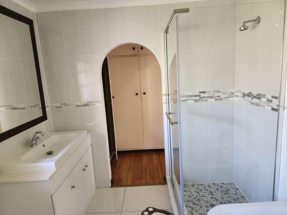 Valley Inn Guest House, Accommodation 17 Elizabeth Ave, Rivonia, Sandton, 2191 view 4