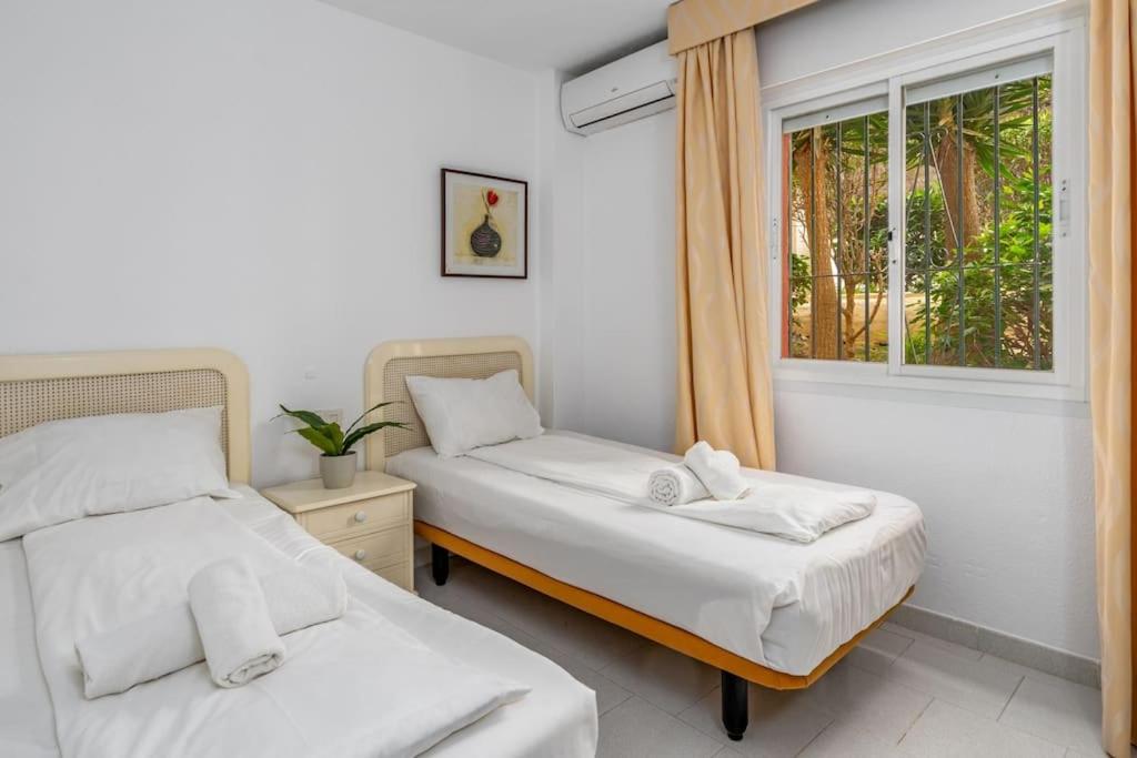 Coastal escape/Family-Friendly 2-BR with seaview view 3