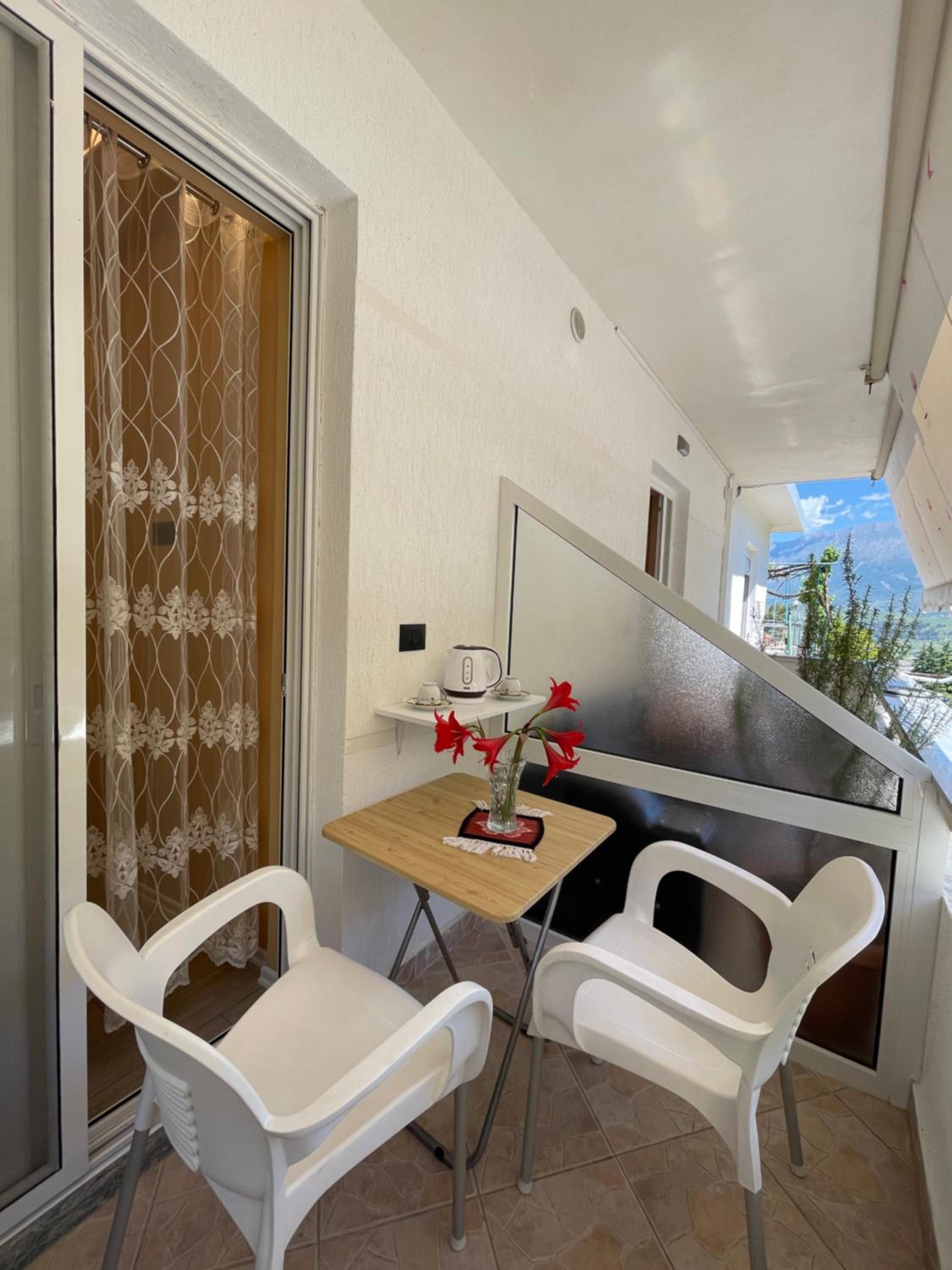 Latifi Guesthouse