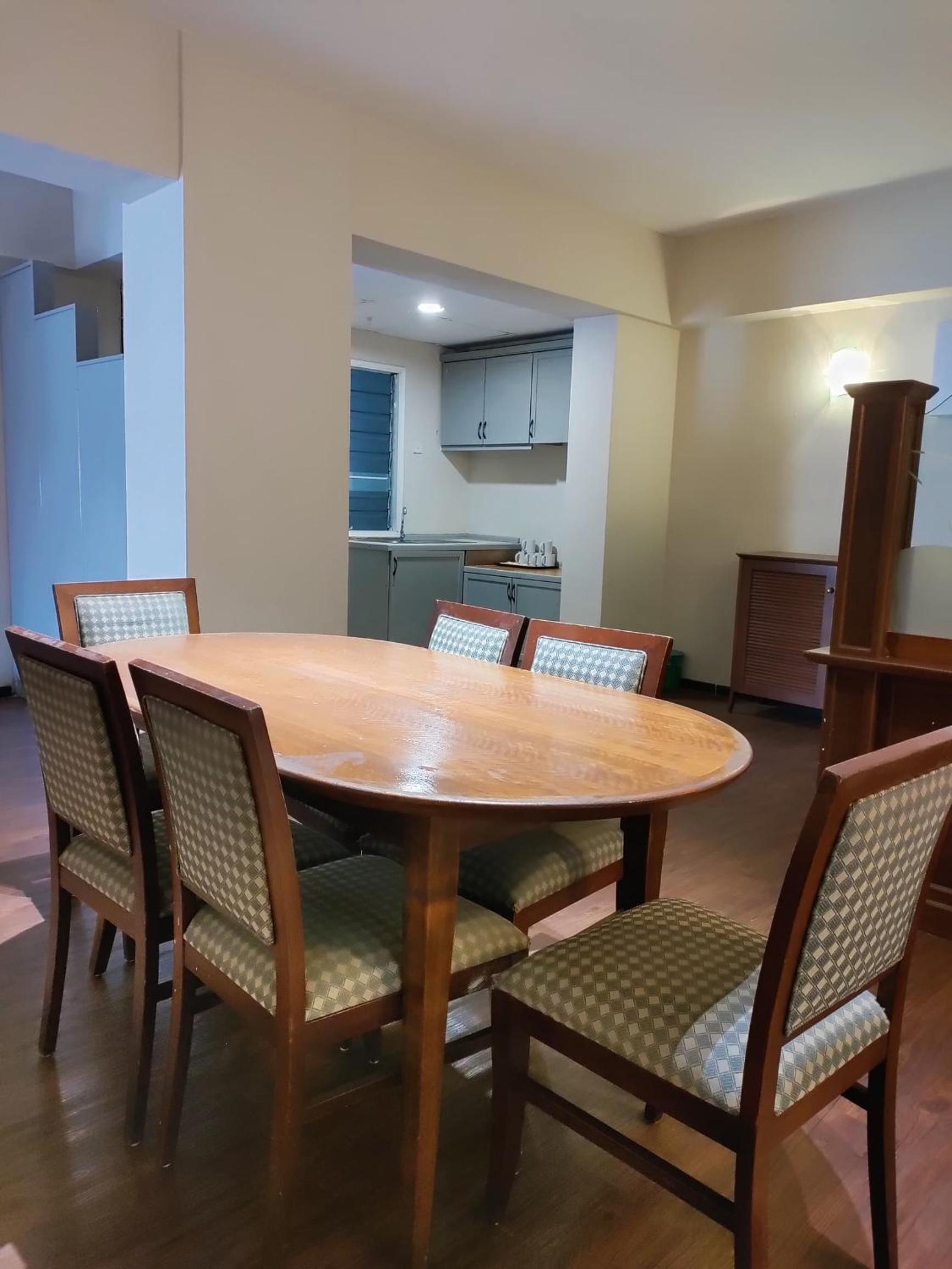 Cozzy 3 Bedroom Apartment-Star Regency photo 5
