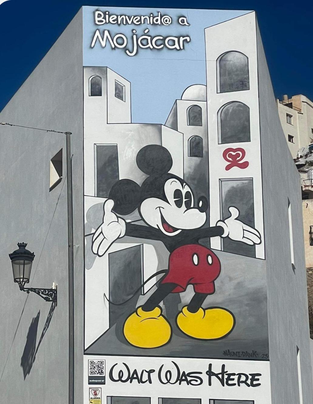 Hotel ROMANTICO - Image 1