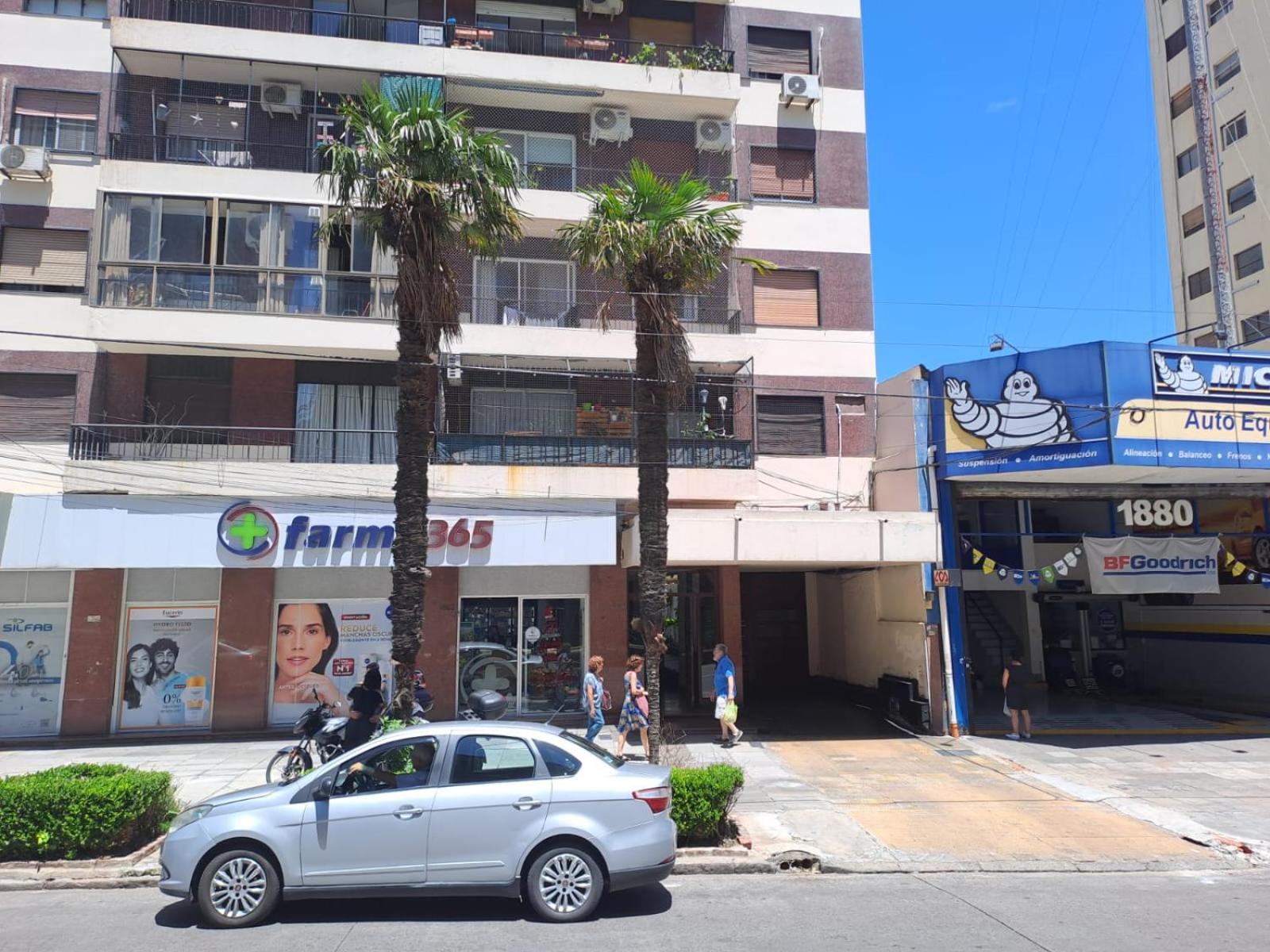 Cómodo apartamento frente Quinta Presidencial