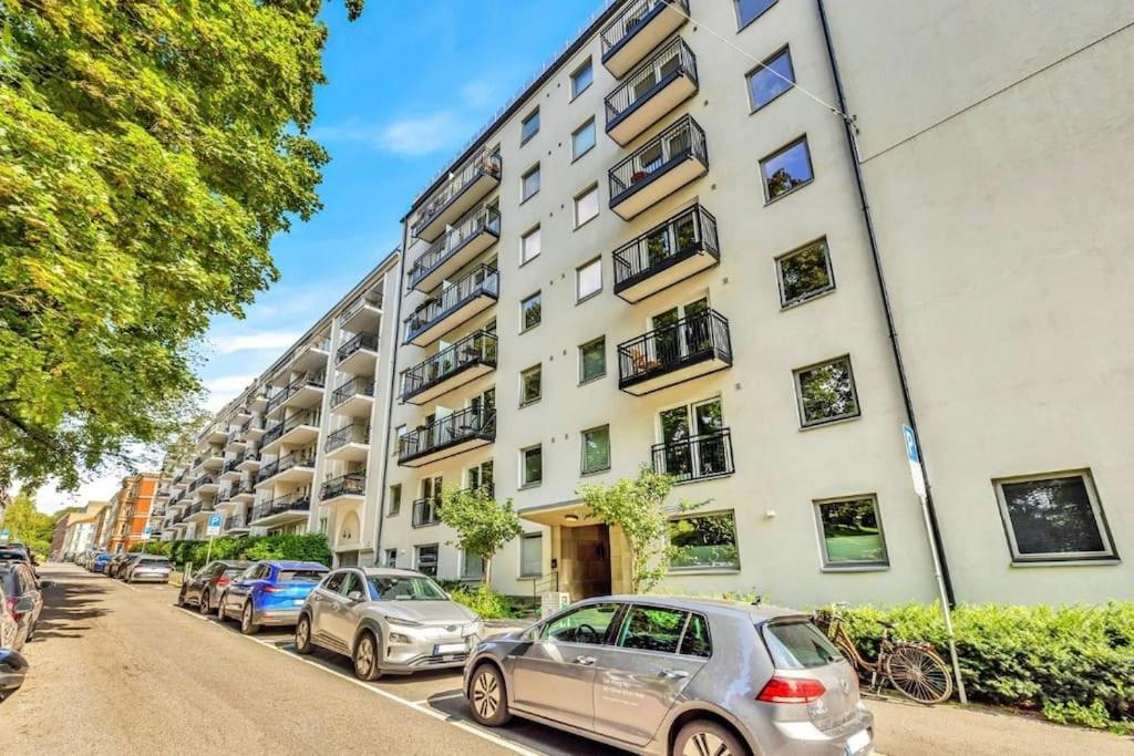 Exclusive 2 bed apartment at Frogner Oslo - Walk to royal palace & Aker brygge - New May 2026 view 4