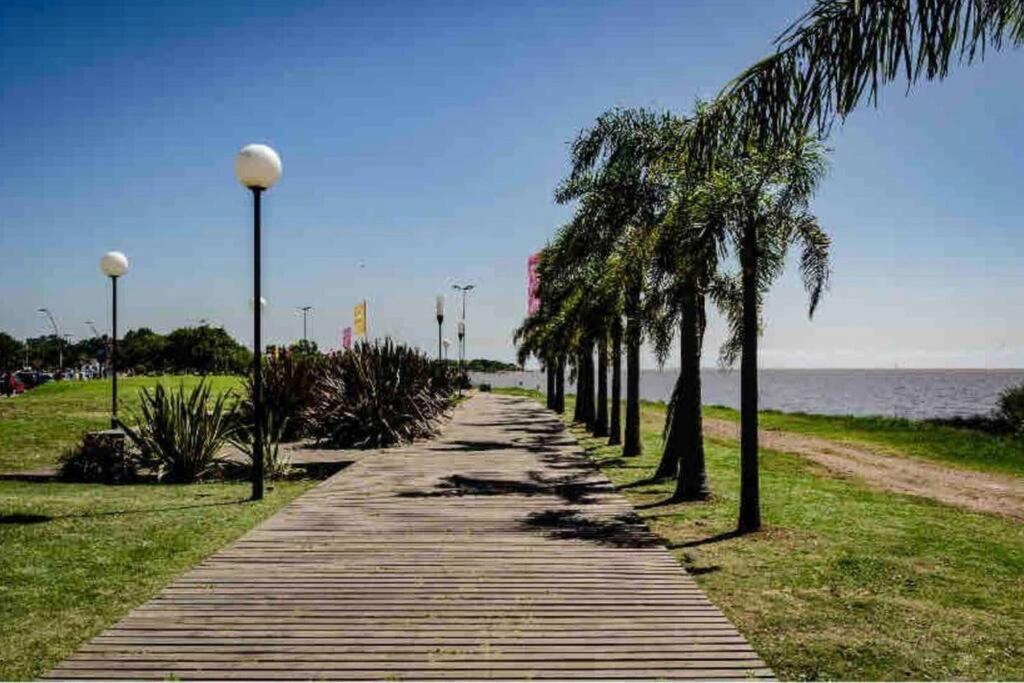 Cómodo apartamento frente Quinta Presidencial