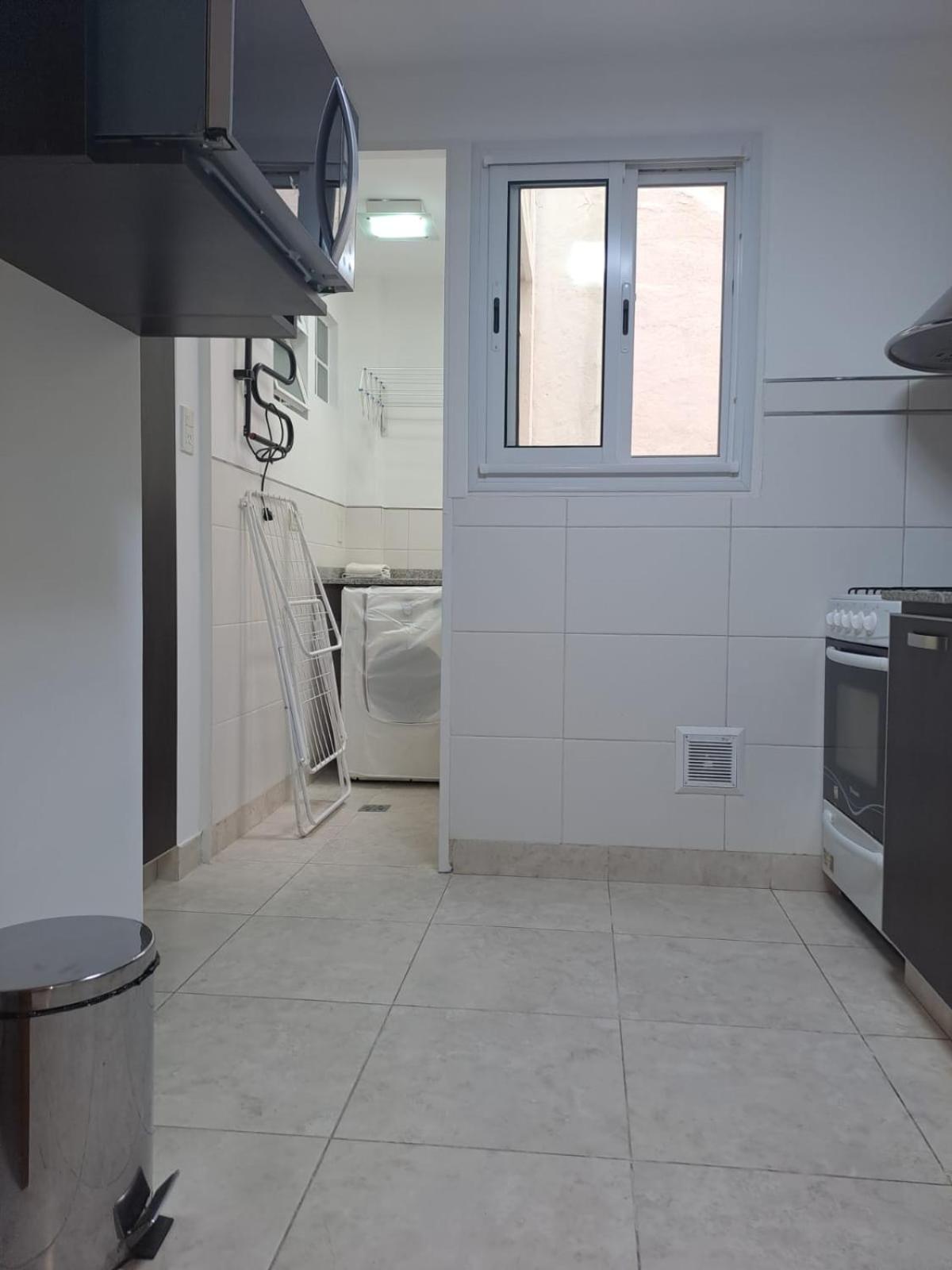 Cómodo apartamento frente Quinta Presidencial