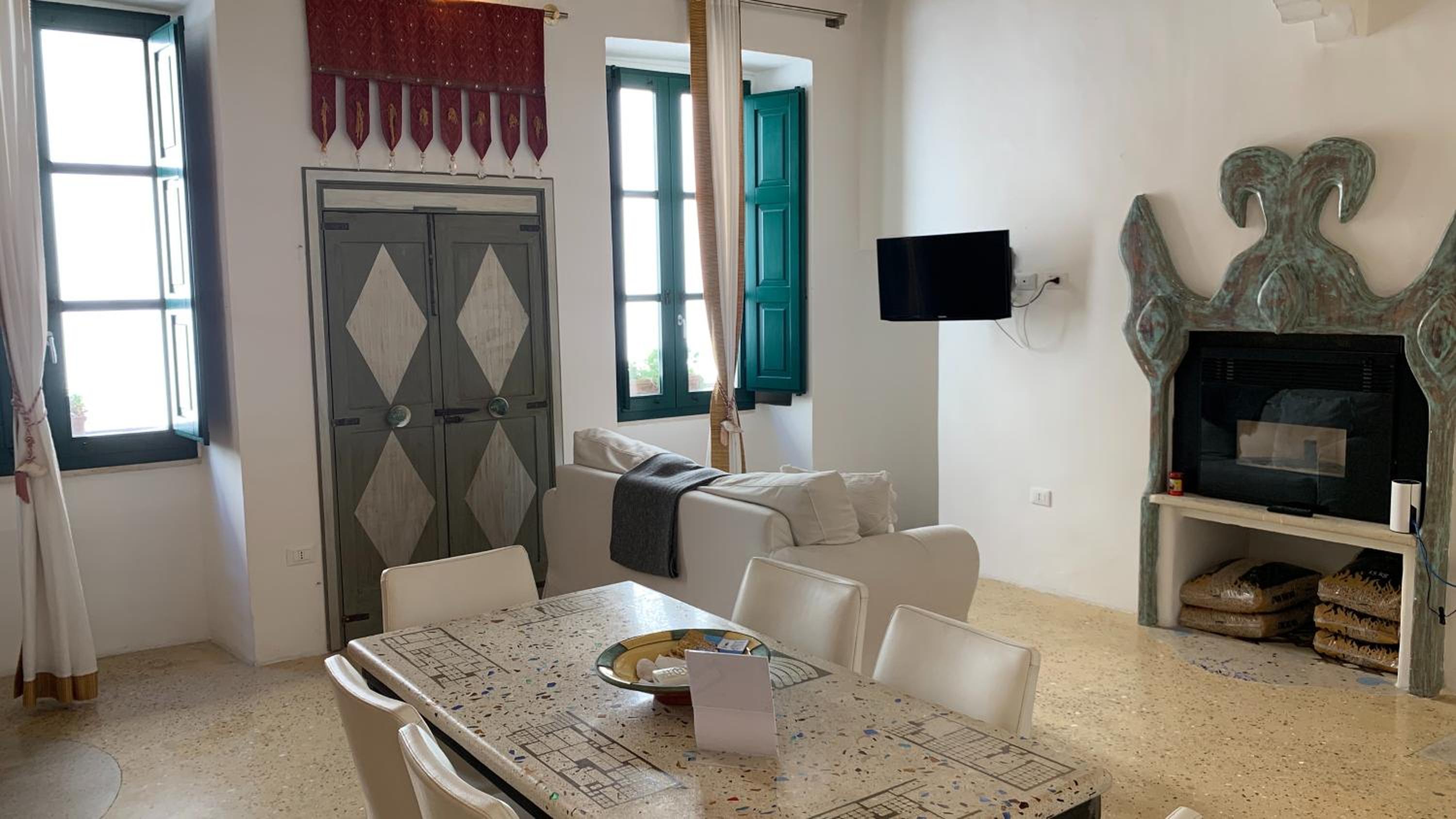 Palazzo Salapolis - Luxury Apartments