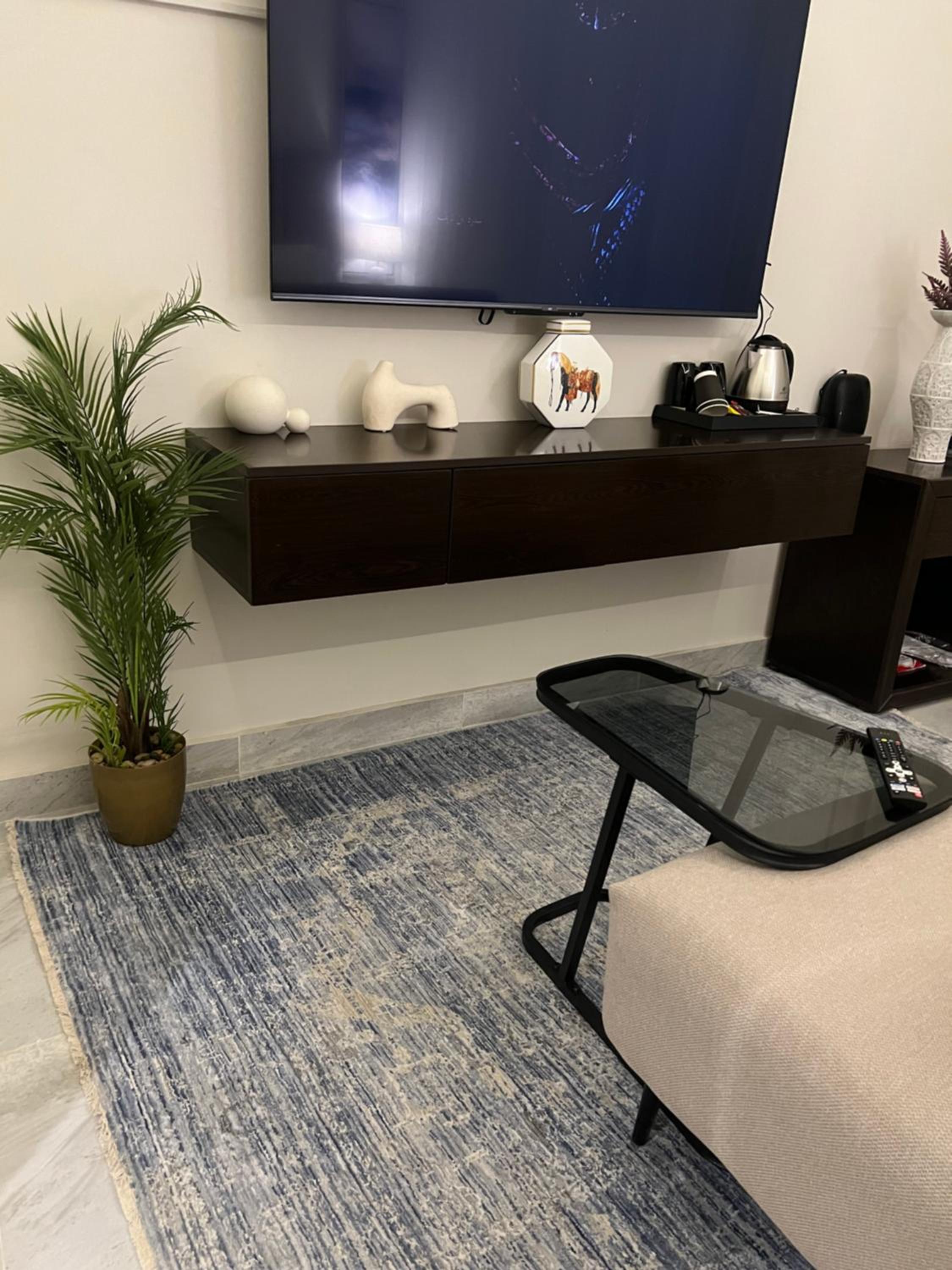 Luxury studio with self entry