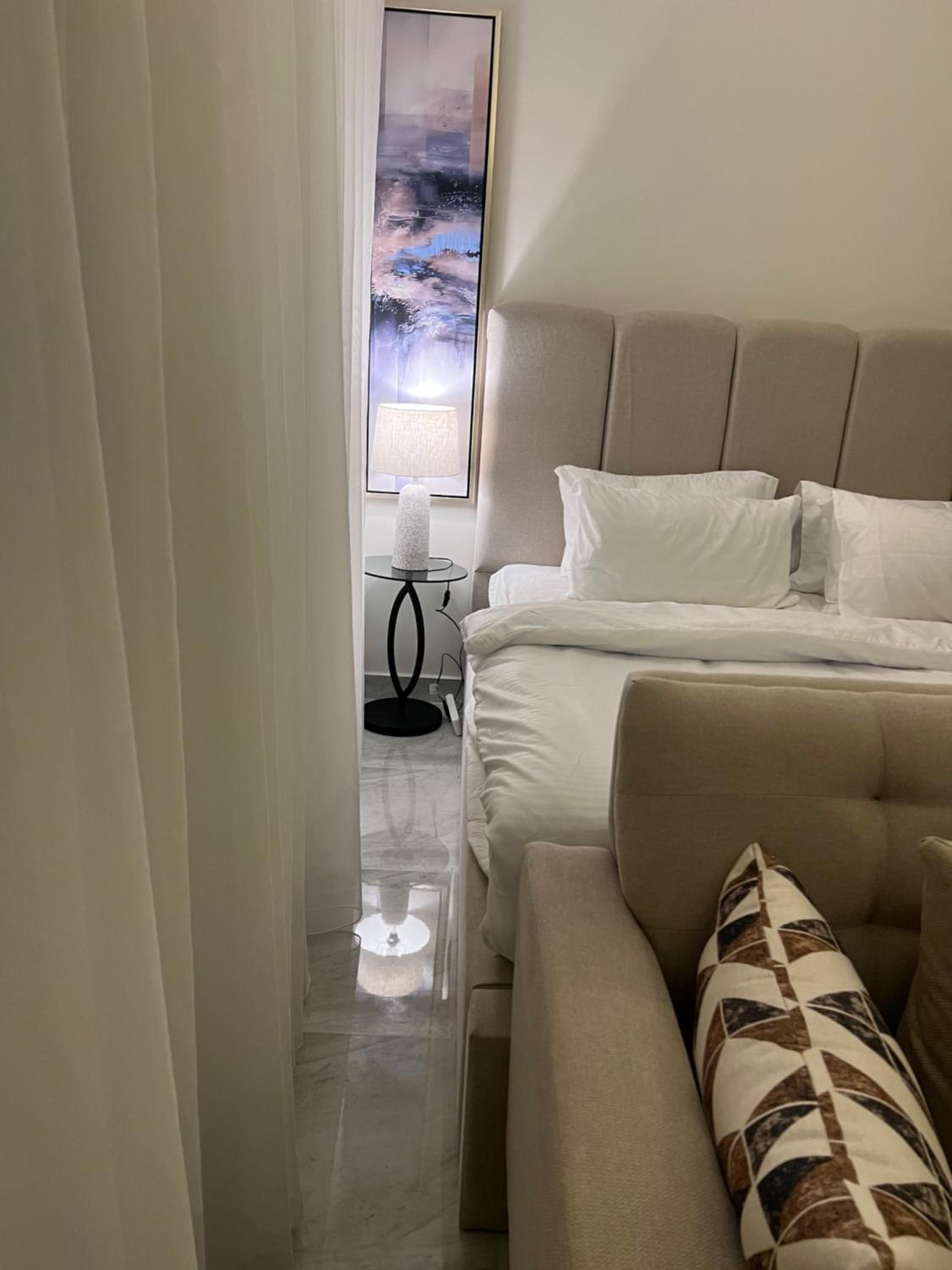 Luxury studio with self entry