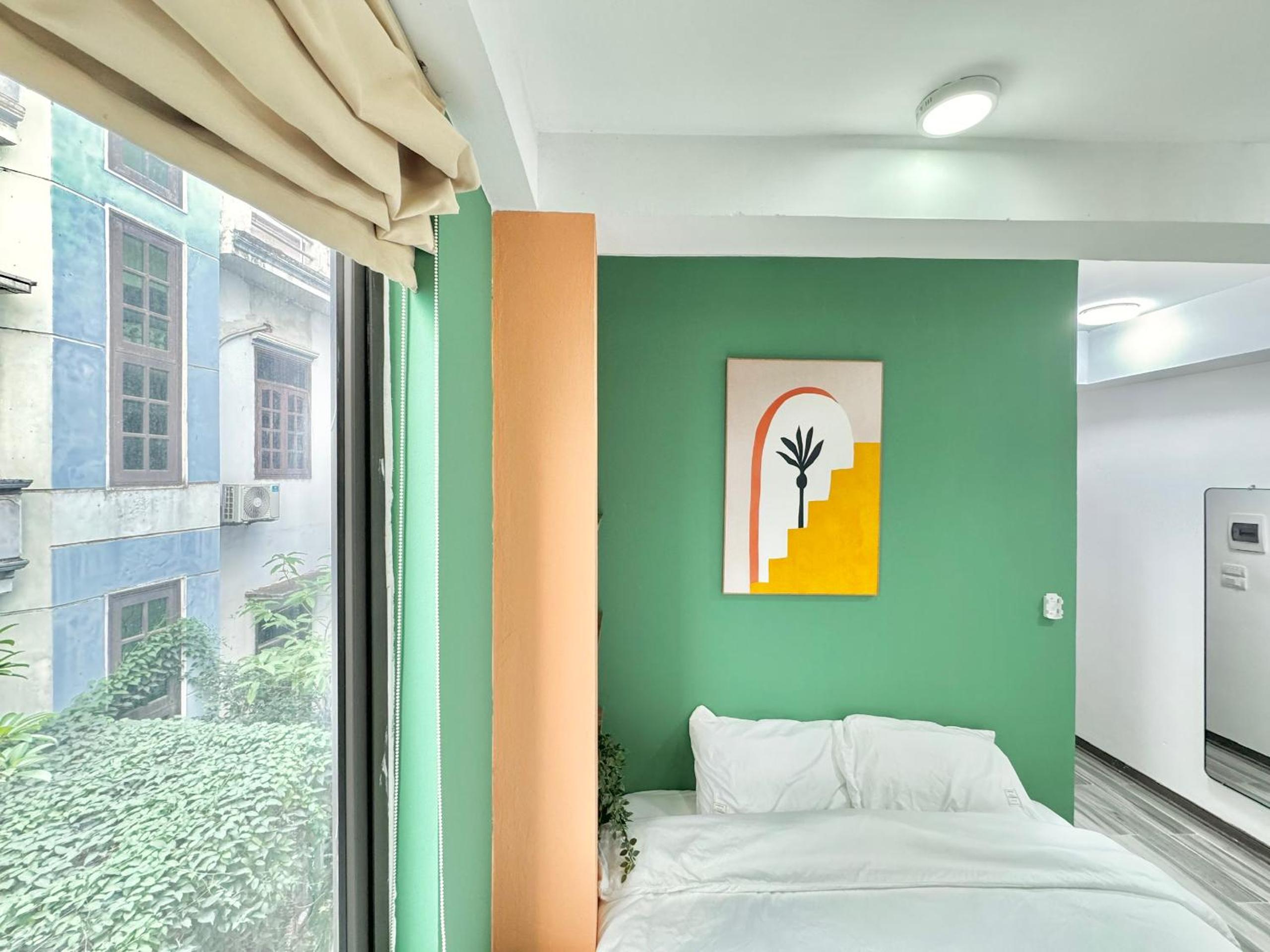 The Little Hanoi -Modern-Balcony