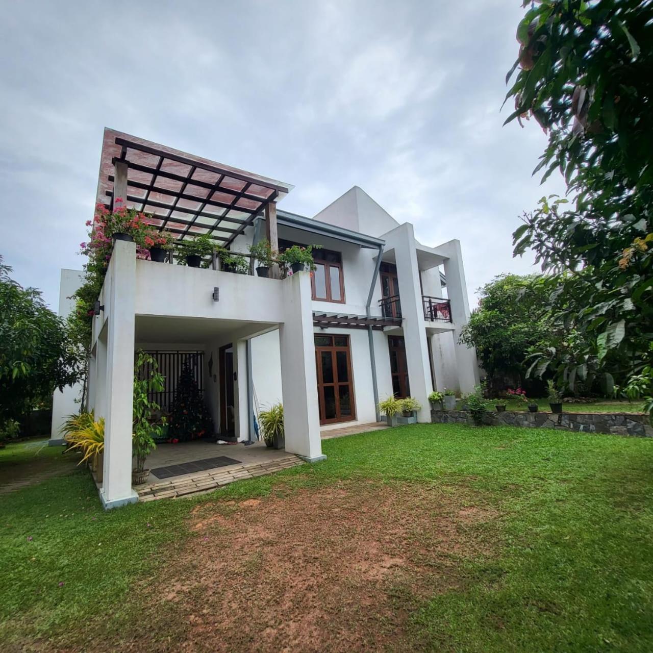 Quin Villa