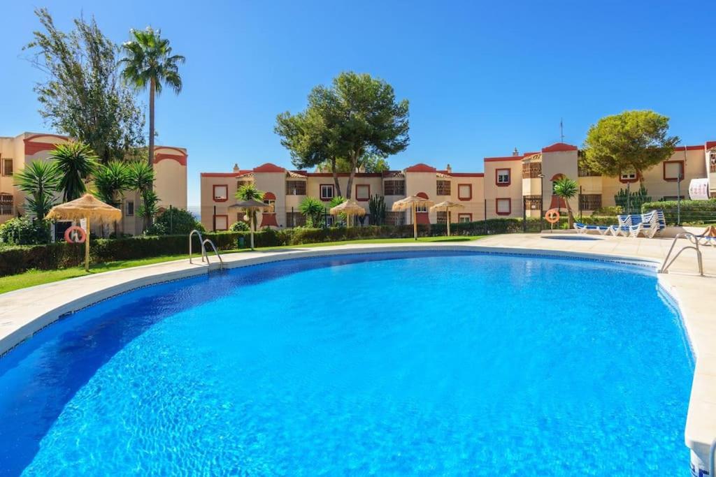 Riviera seaview getaway