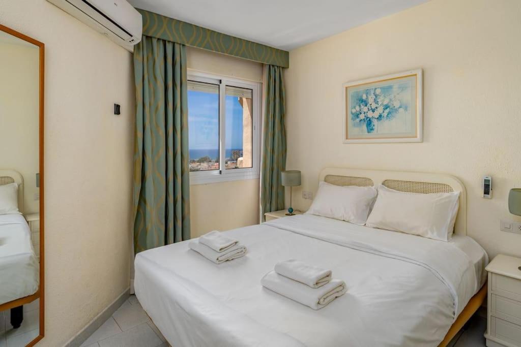 Riviera seaview getaway