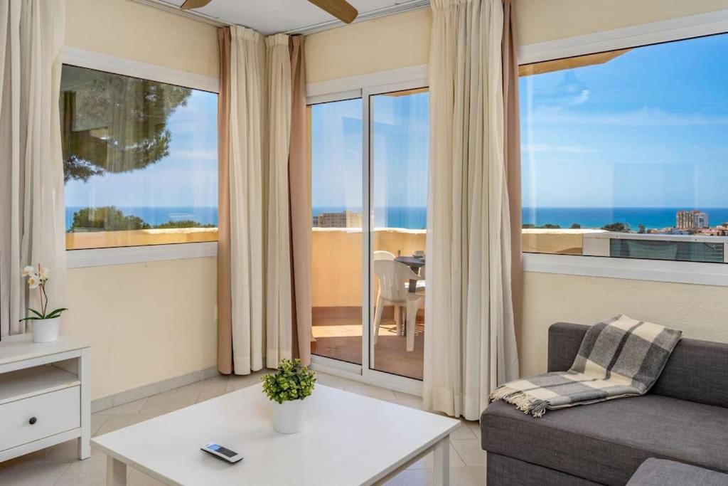 Riviera seaview getaway
