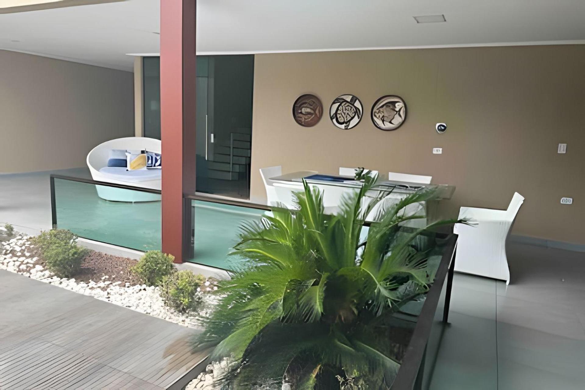Casa luxo beira mar 5 qtos e piscina