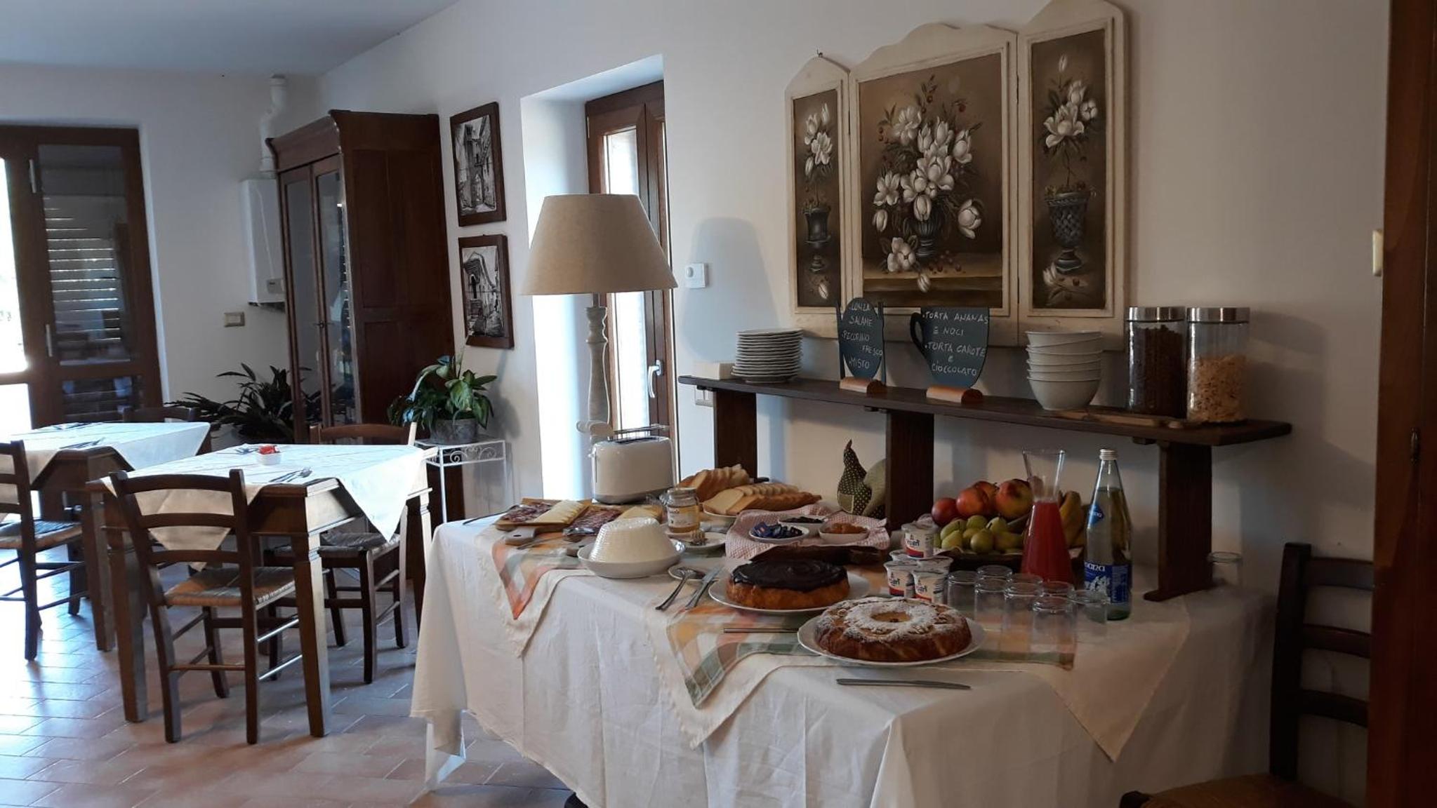 Agriturismo Casale Tozzetti view 2