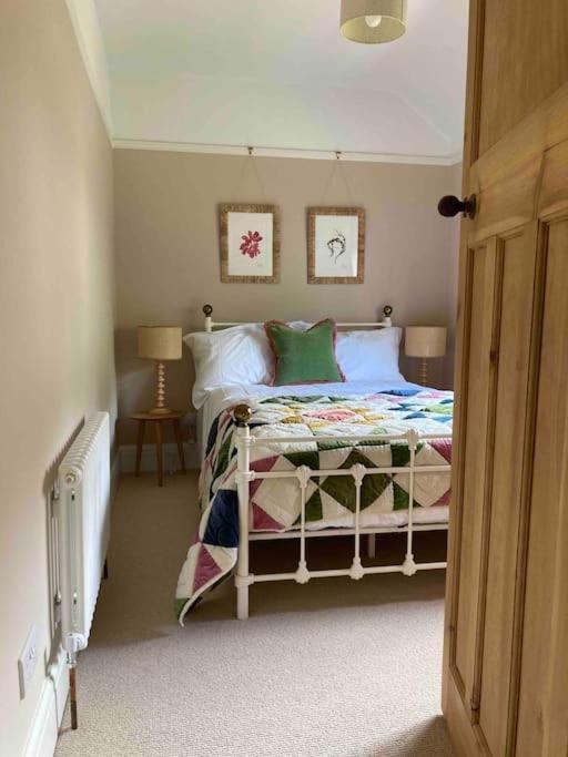Dovedale House