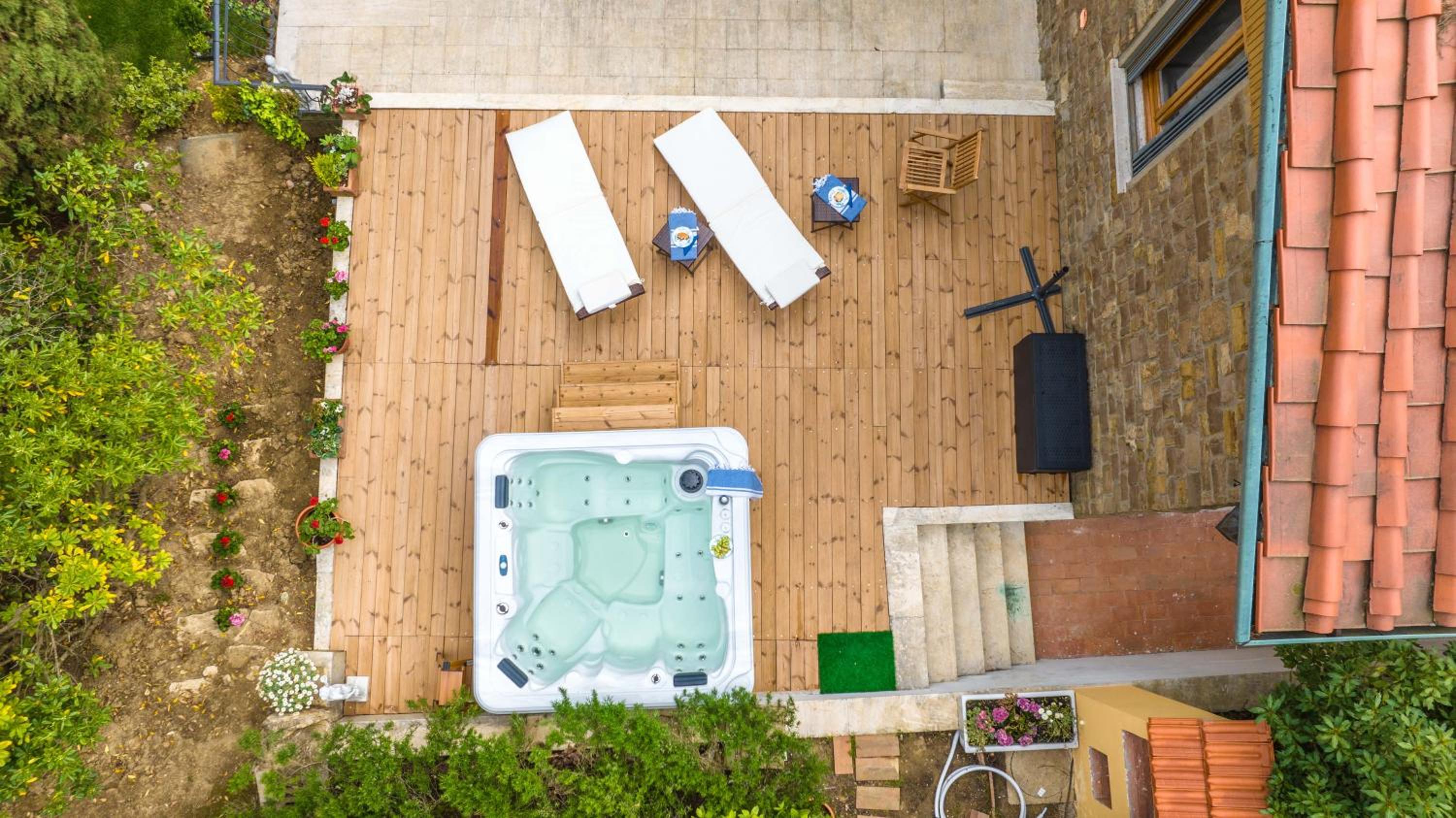 Majestic Villa in Hills of Florence with Gardens Gym Jacuzzi and Sauna
