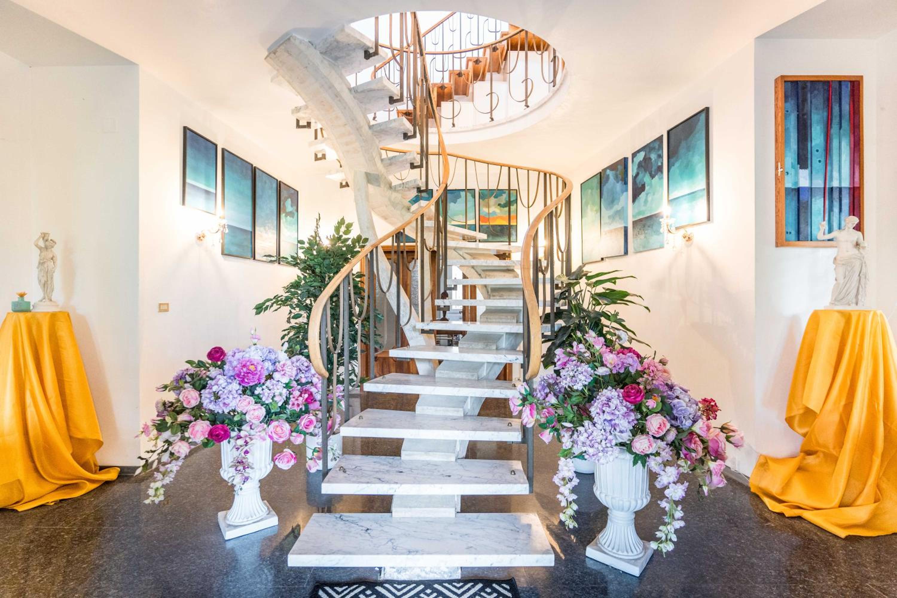 Majestic Villa in Hills of Florence with Gardens Gym Jacuzzi and Sauna