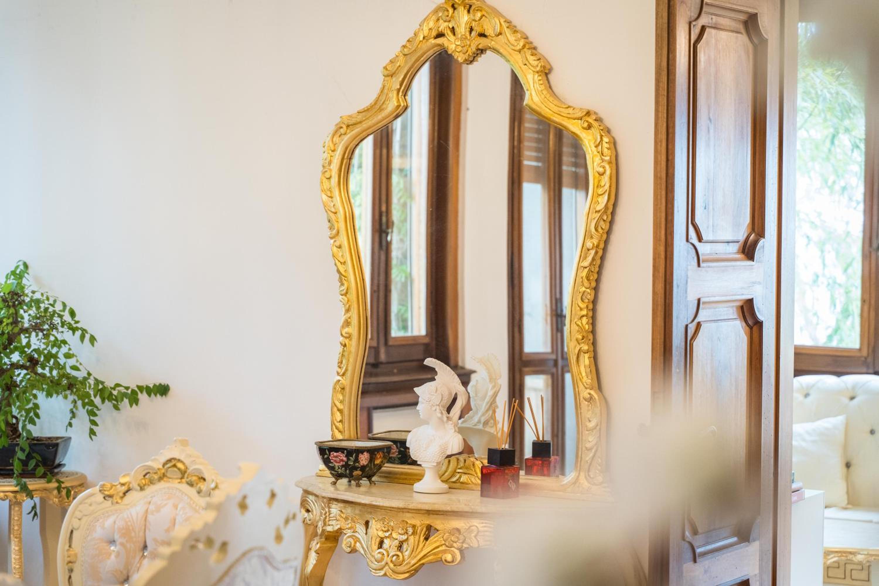 Majestic Villa in Hills of Florence with Gardens Gym Jacuzzi and Sauna