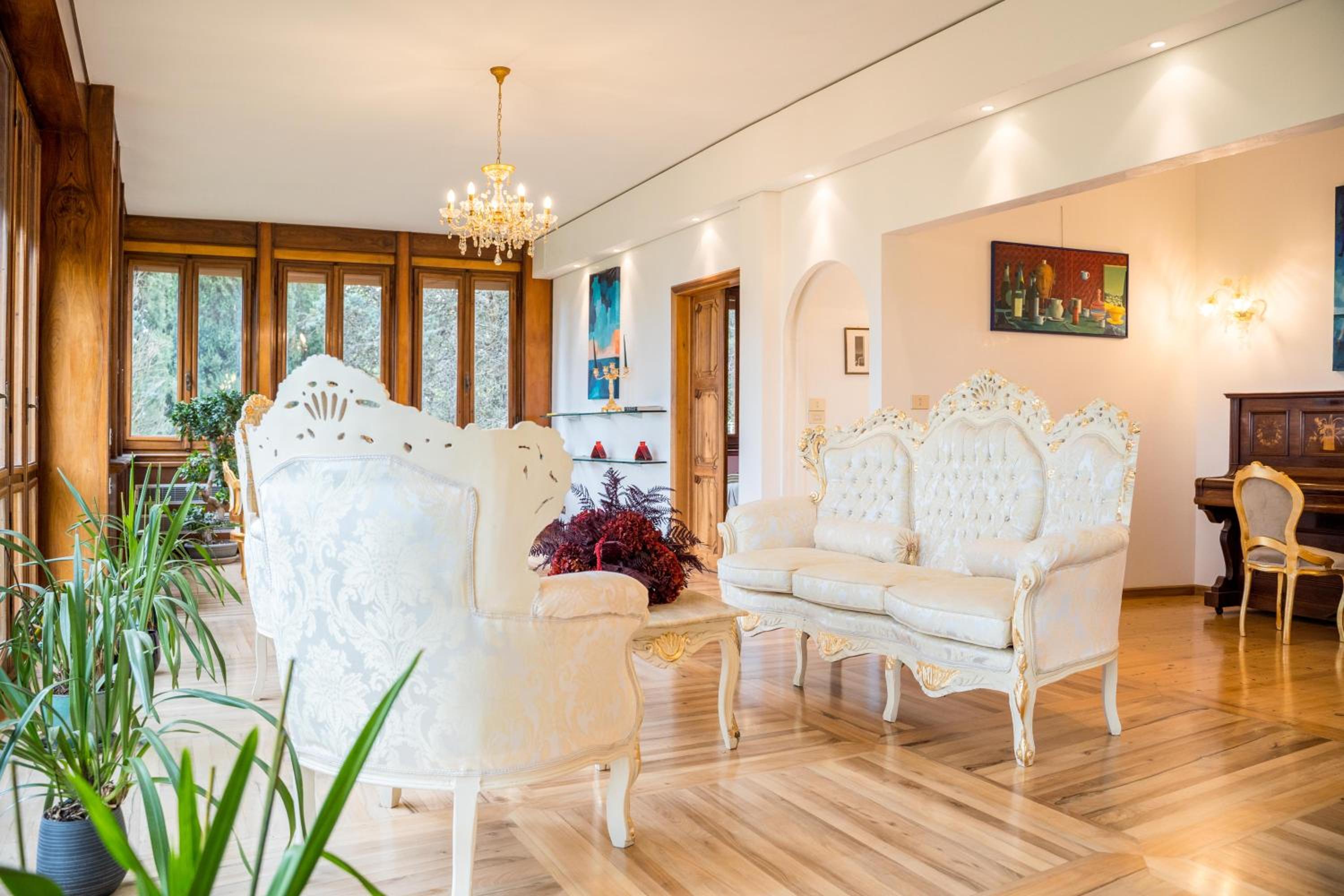 Majestic Villa in Hills of Florence with Gardens Gym Jacuzzi and Sauna