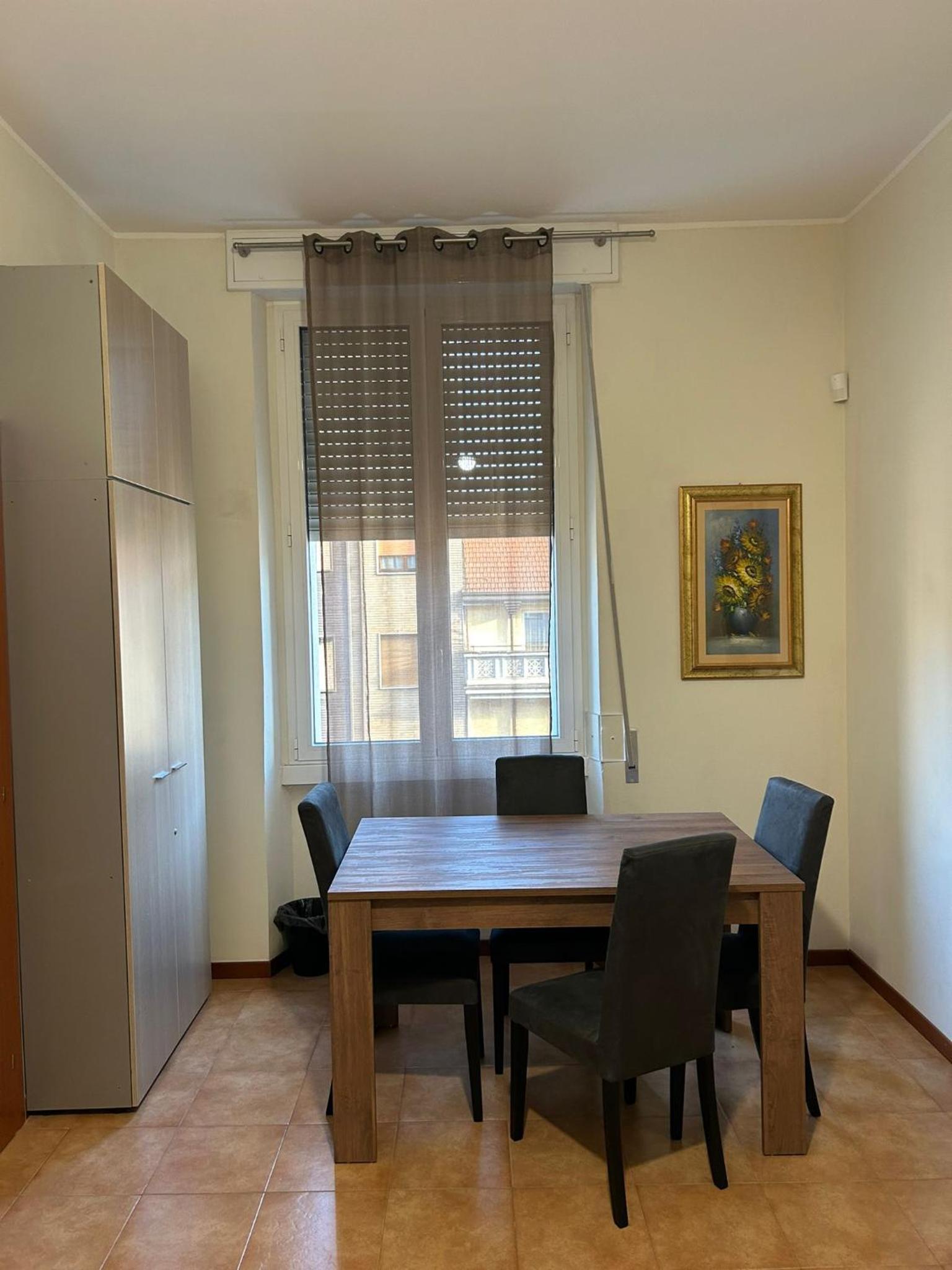 Central Station Milan Apartment