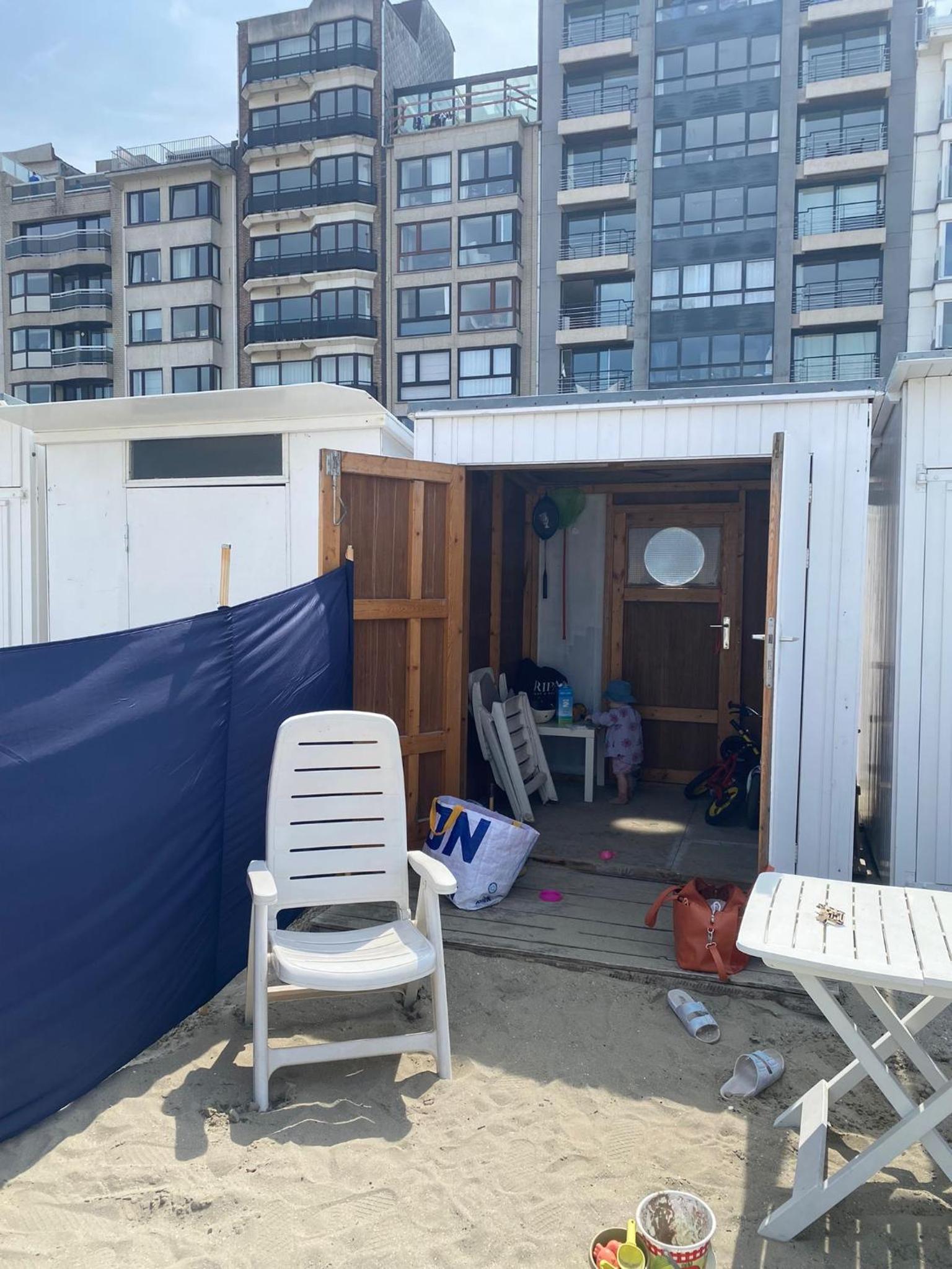 Luxe app Knokke-Heist met strand cabine