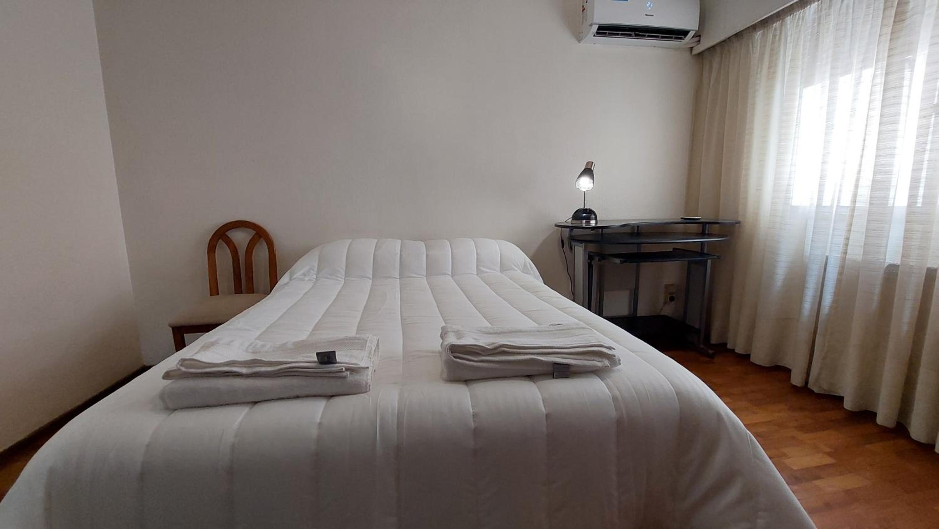 Céntrico Apartamento metros de peatonal
