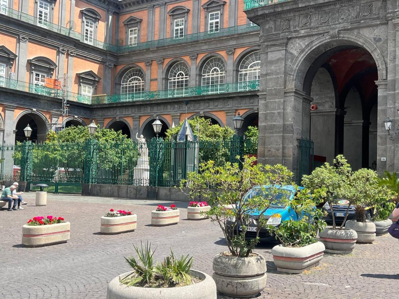 Casa Giulia piazza plebiscito