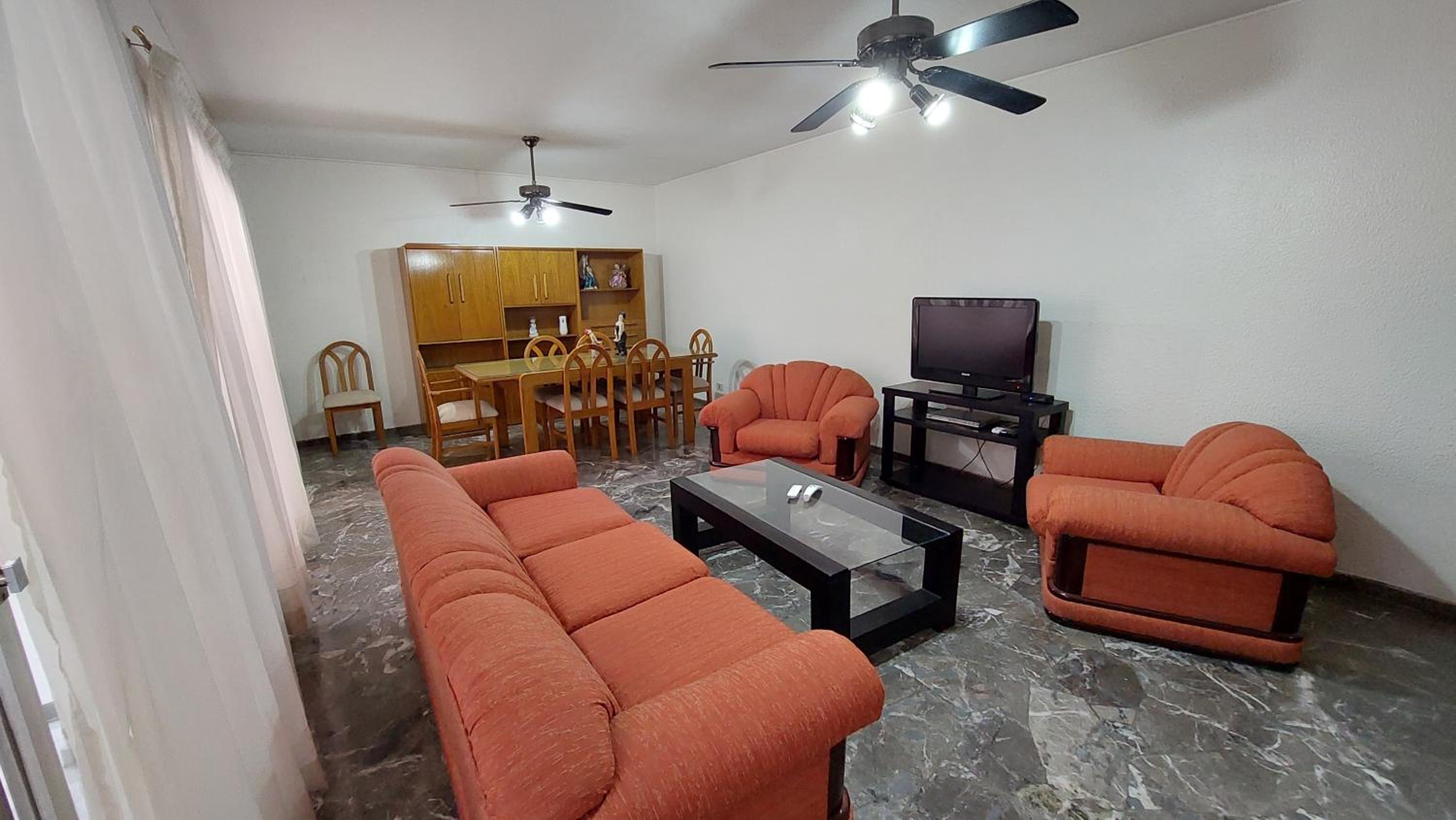 Céntrico Apartamento metros de peatonal