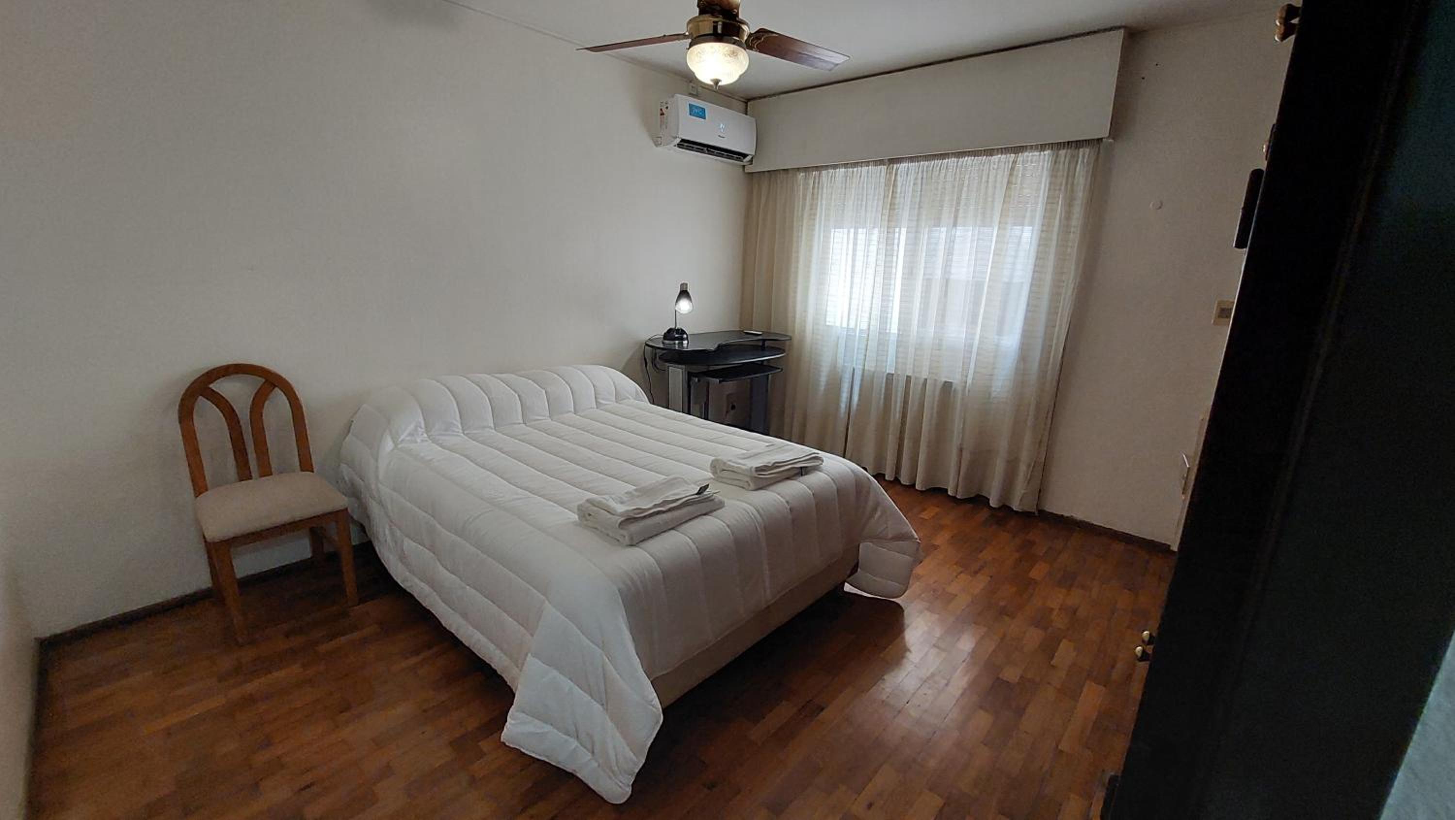 Céntrico Apartamento metros de peatonal