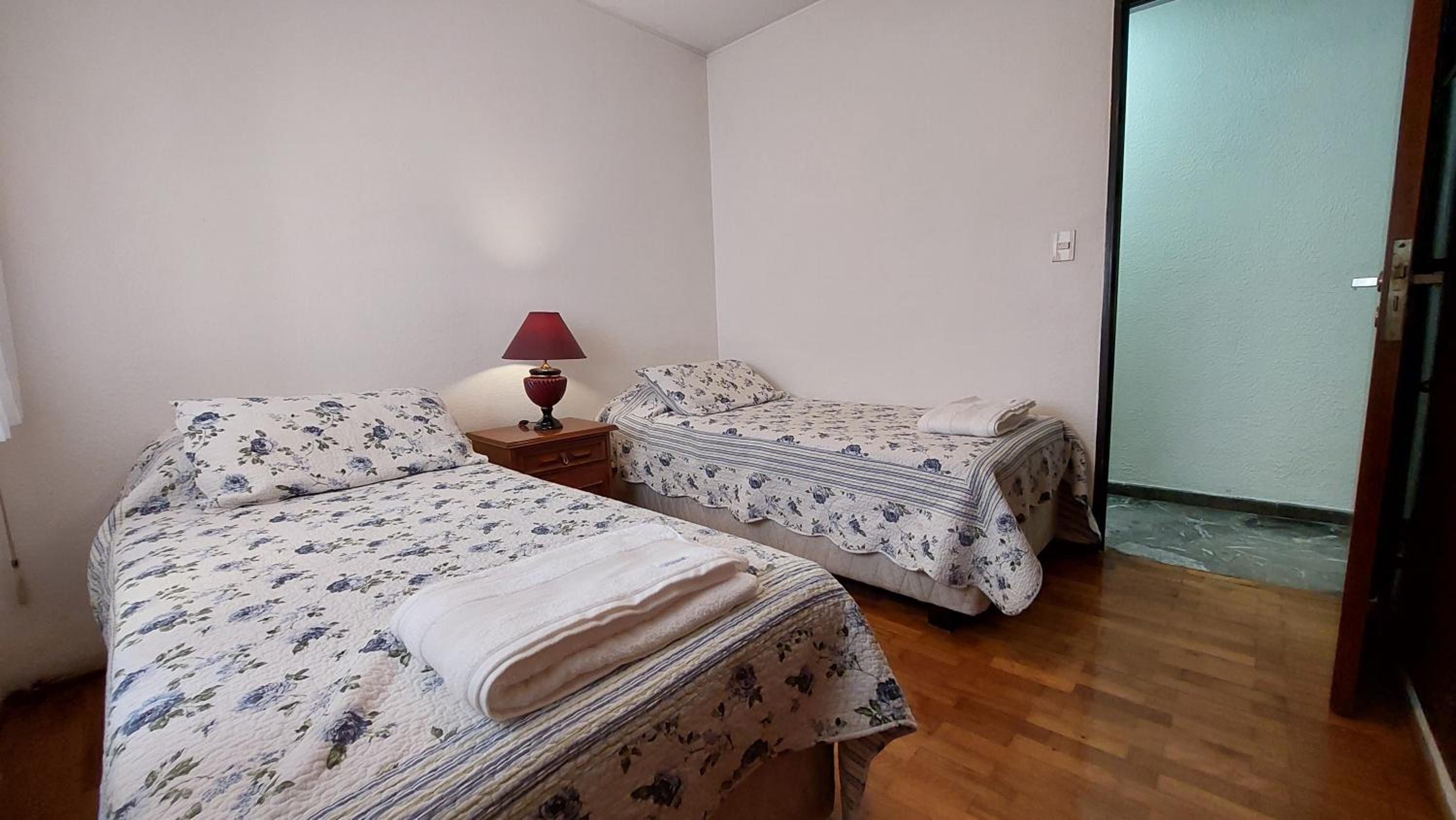 Céntrico Apartamento metros de peatonal