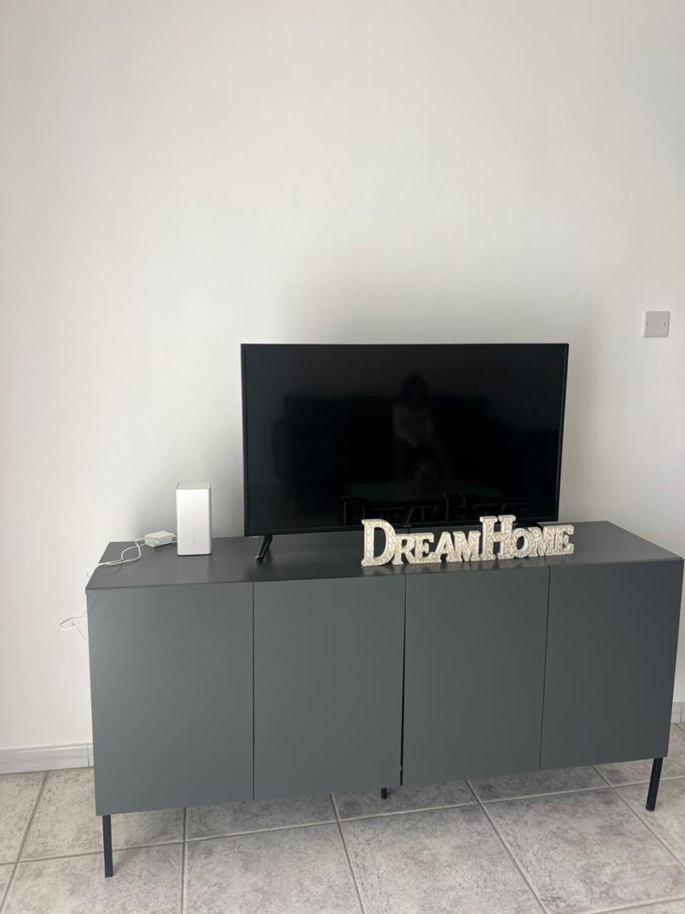 EASYBOOKCY Apartment 205