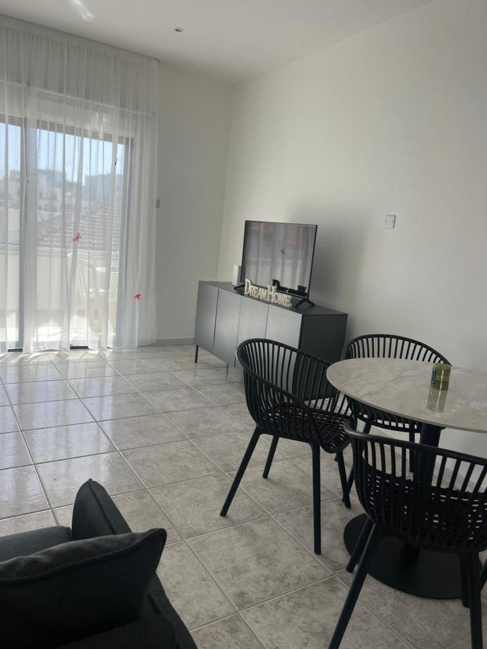 EASYBOOKCY Apartment 205