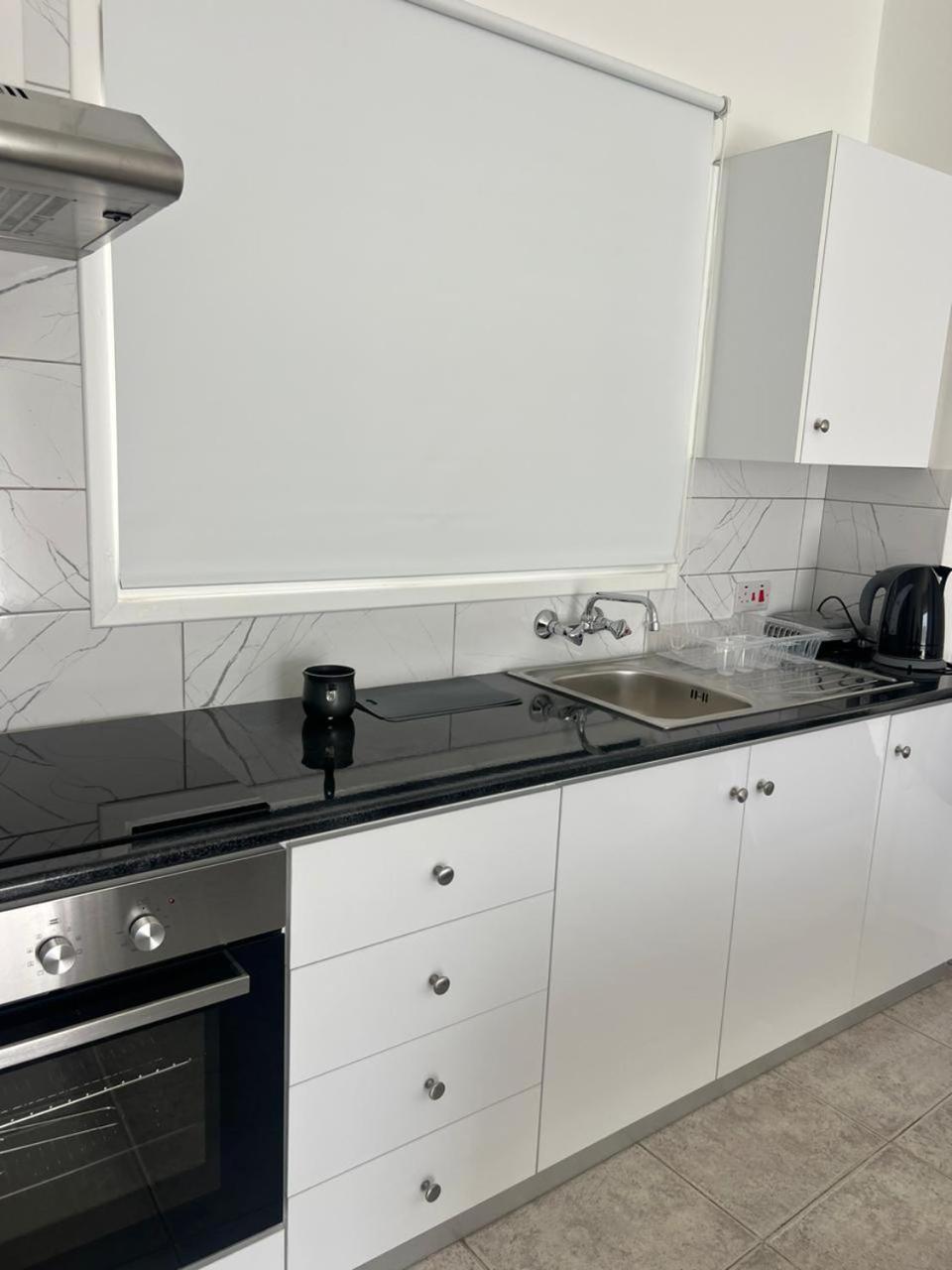 EASYBOOKCY Apartment 205