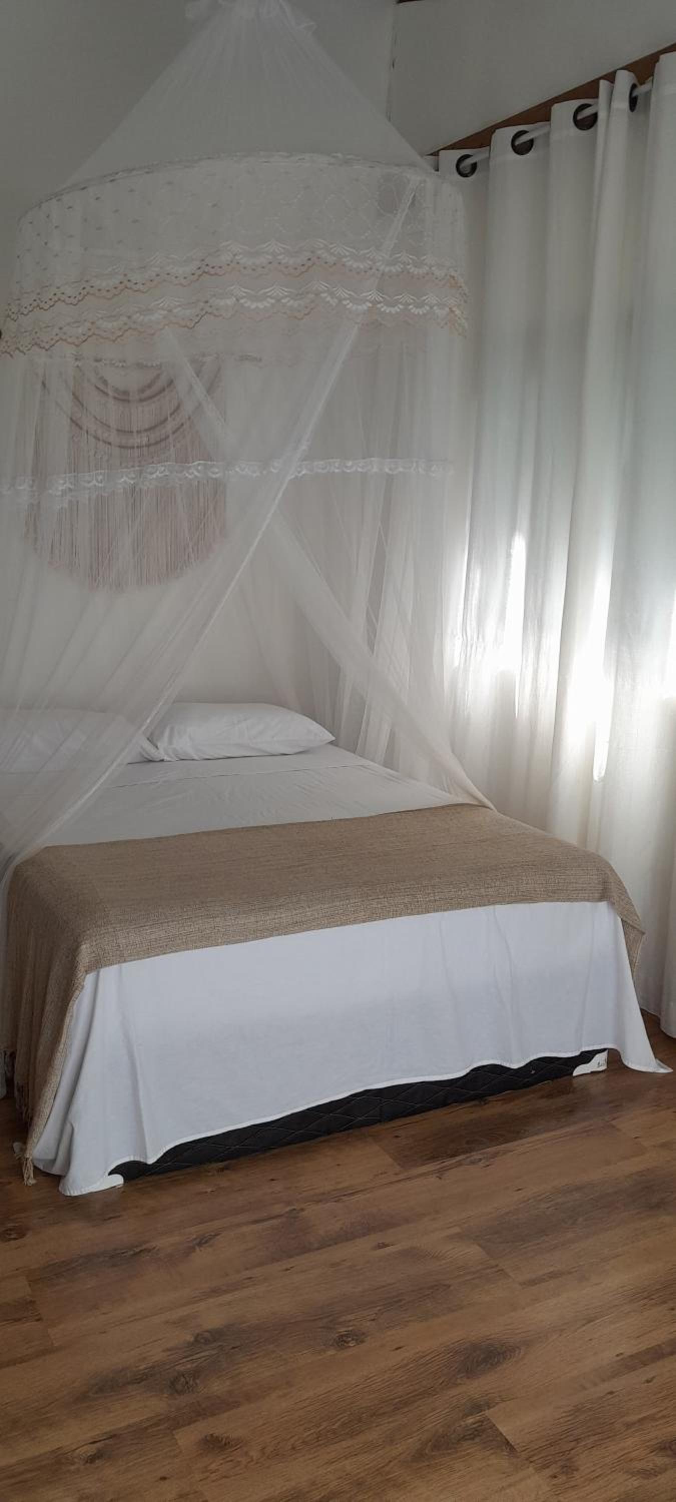 Morena Flor Cabana