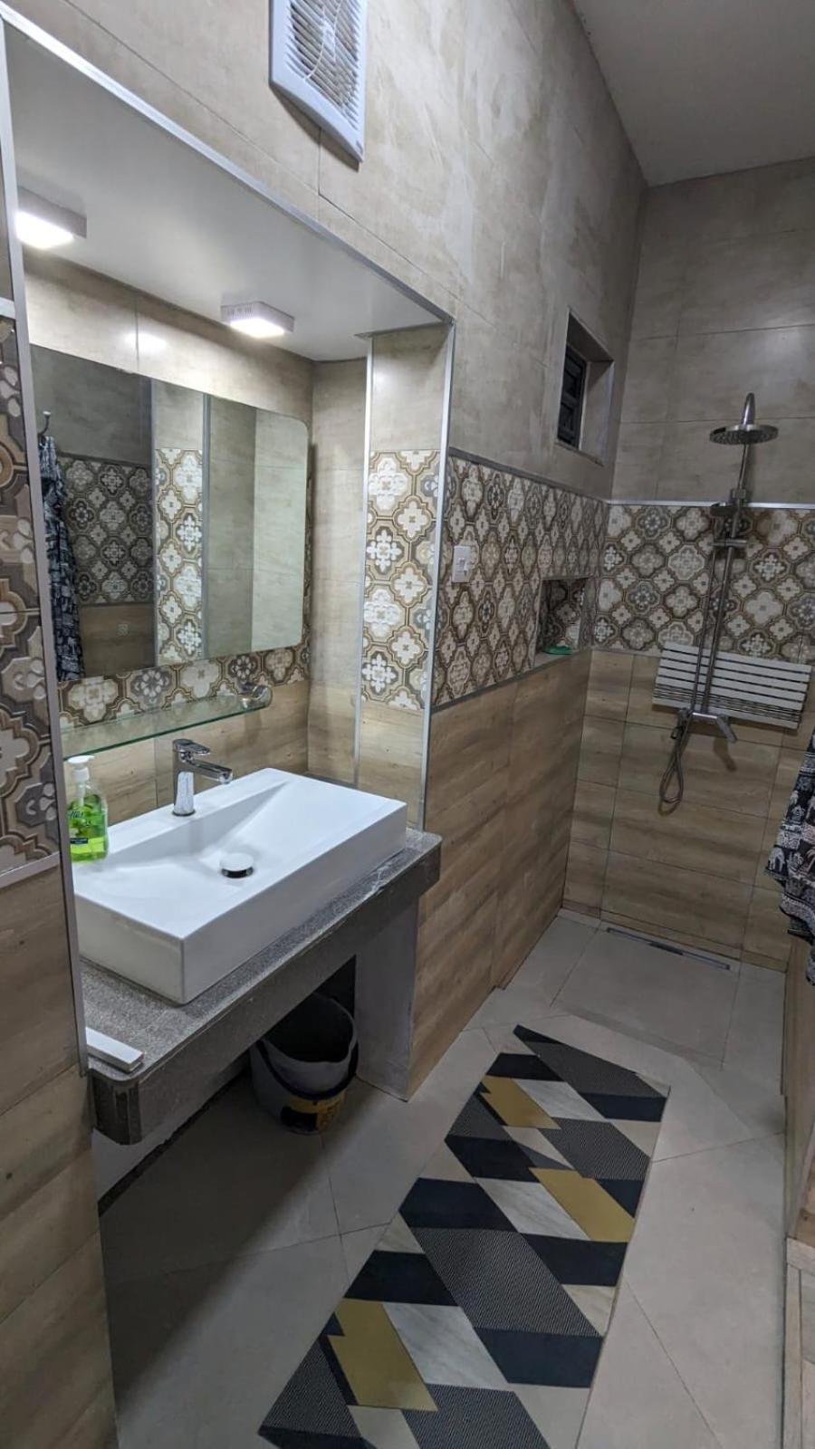 Happy House - cosy studio for 2 with pool and walking distance to Blue Bay beach photo 4