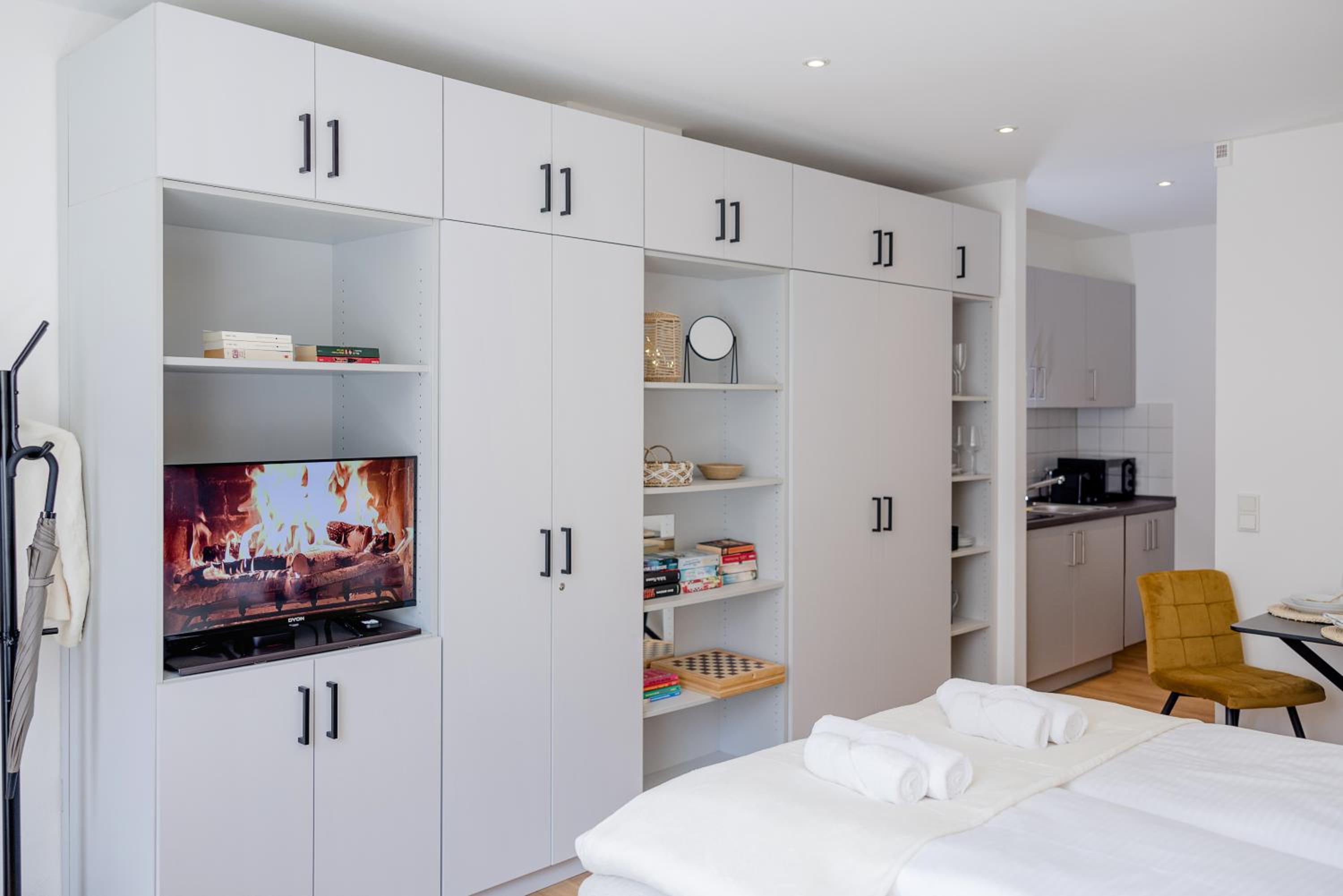Lumen Homes - Altstadt-Studio direkt im Zentrum, Küche, öffentlicher Parkplatz ums Eck