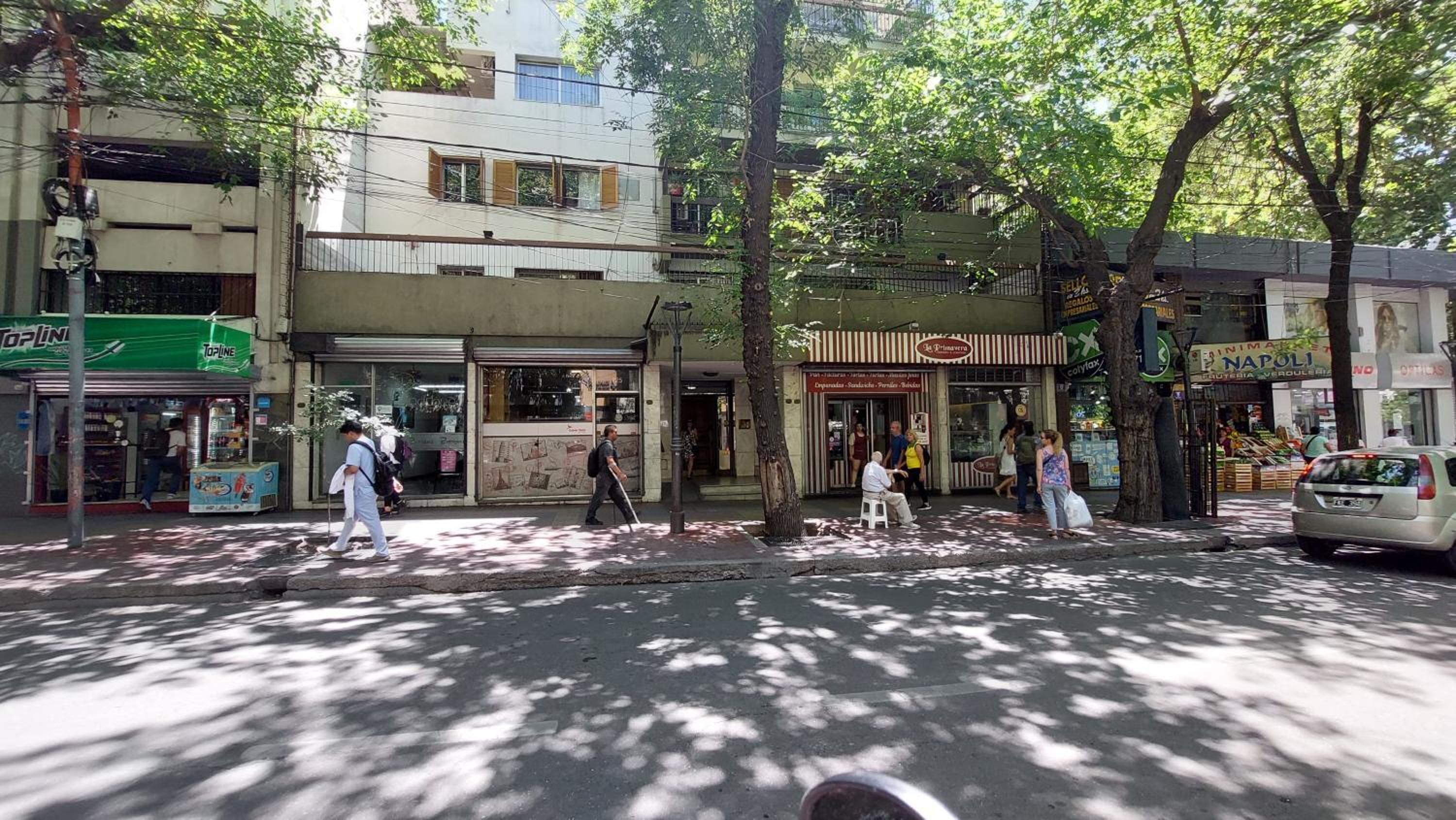 Céntrico Apartamento metros de peatonal