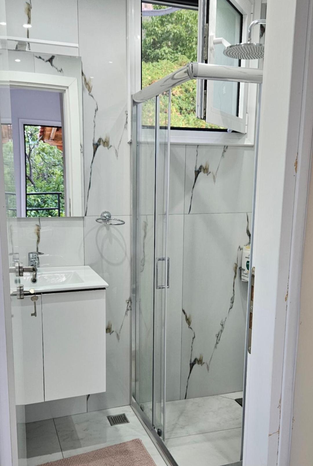 Klejdi's house photo 4