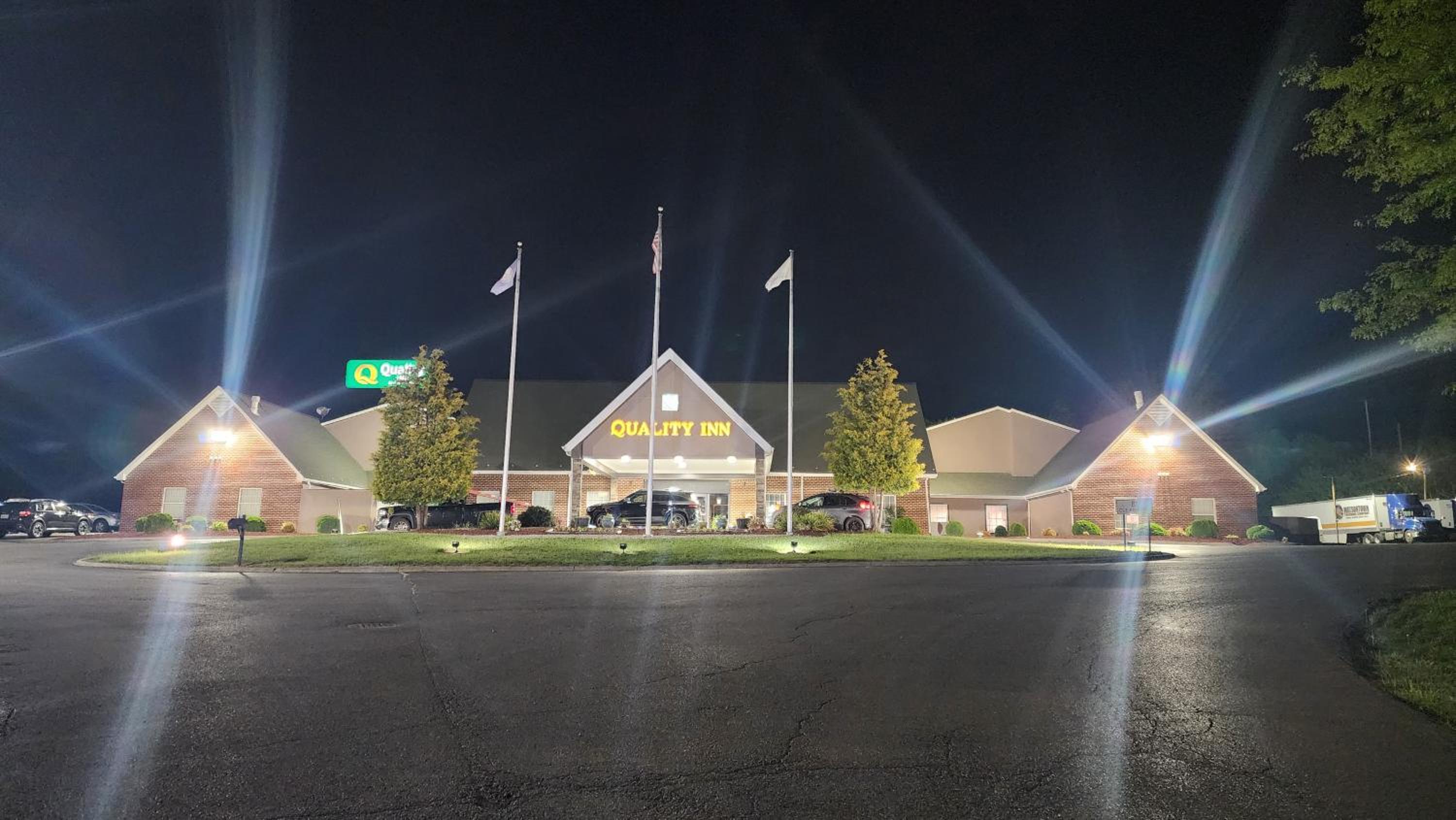Quality Inn Dublin I-81 view 2