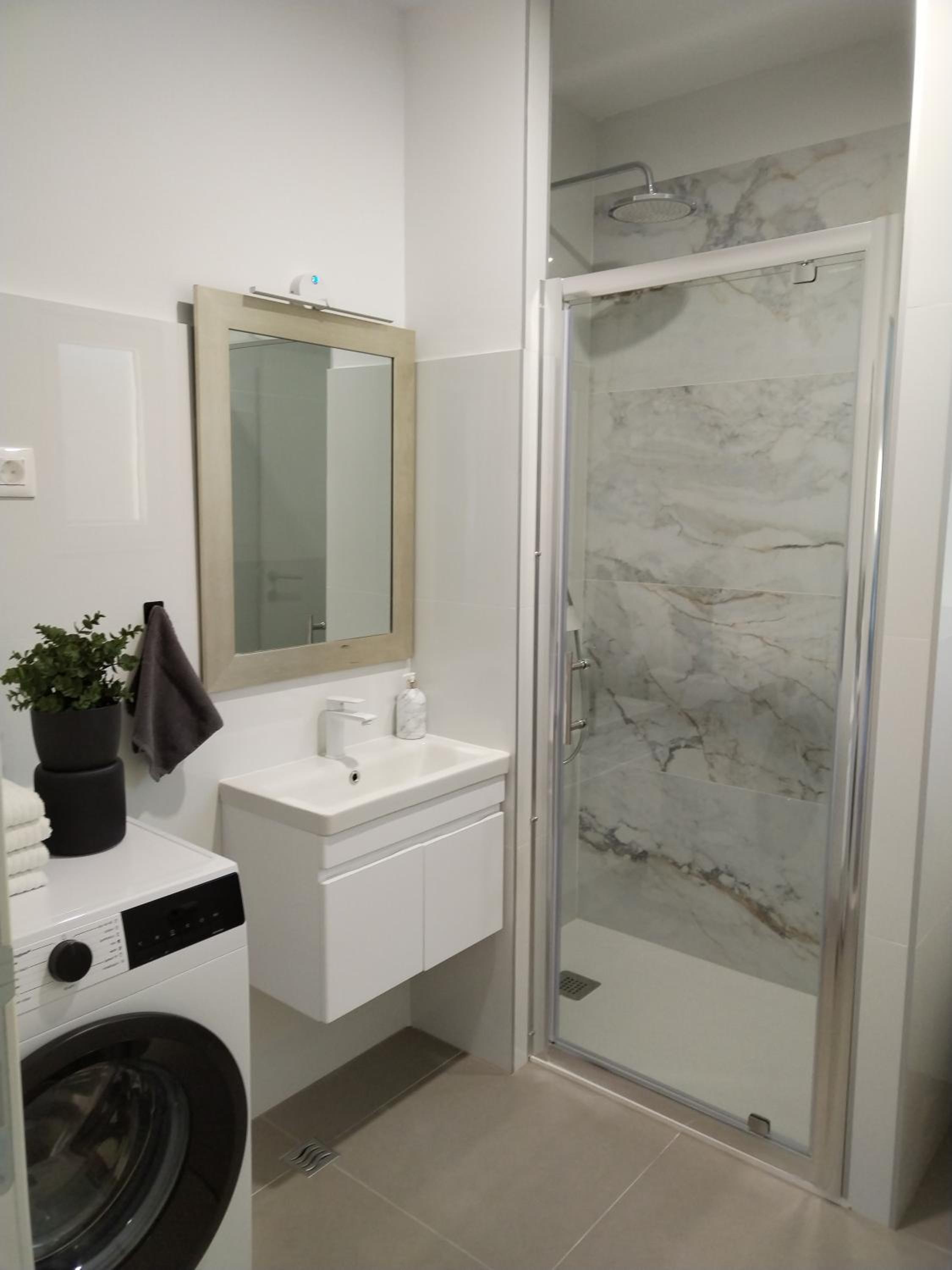 Modern Two Bedroom Apartment with Spacious Seaview Terrace and Free Parking view 5