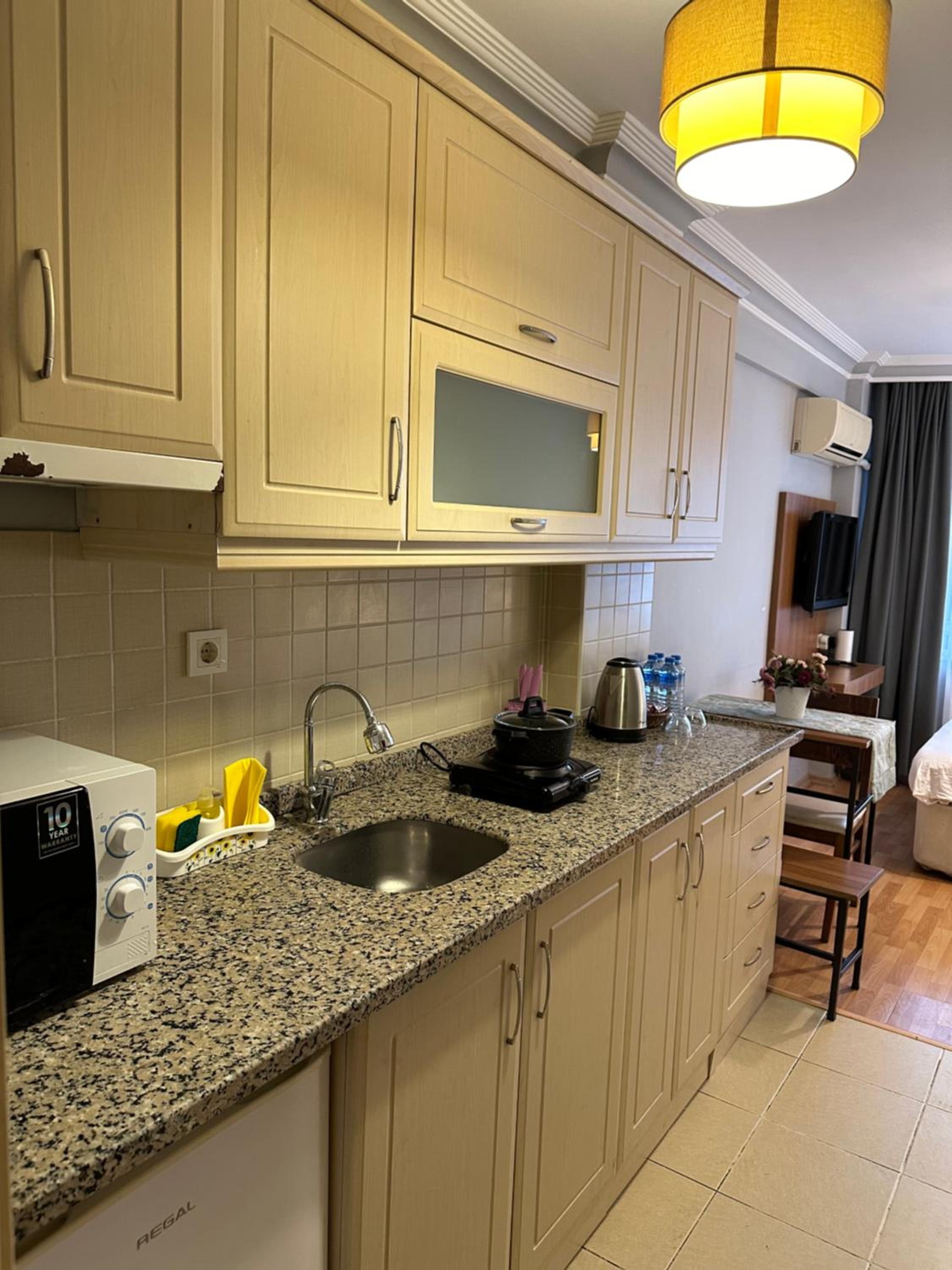 Pine Stone Apart Hotel Sultanahmet - Image 17