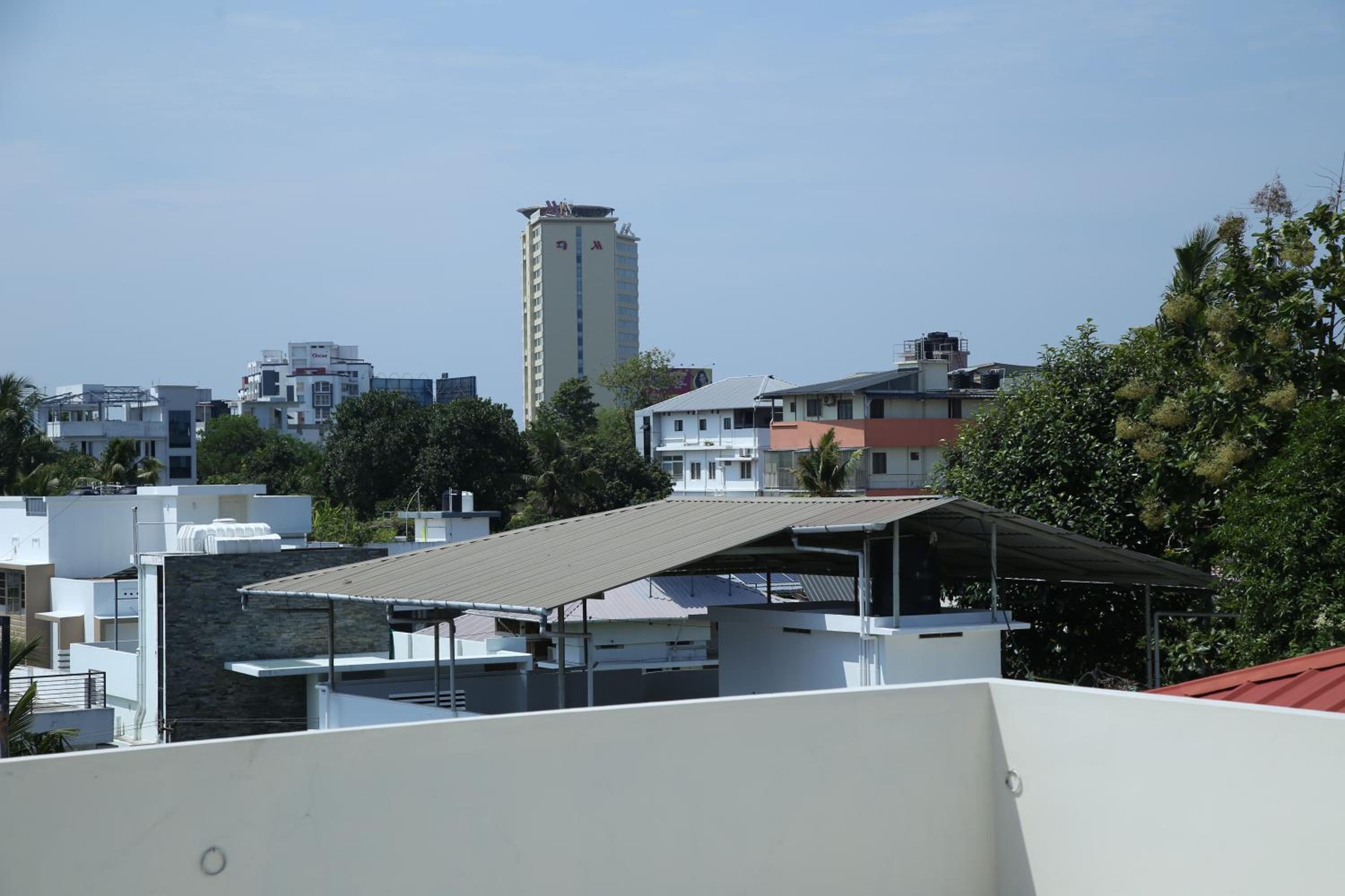 88 HOMES Near LULU MALL EDAPALLY view 3