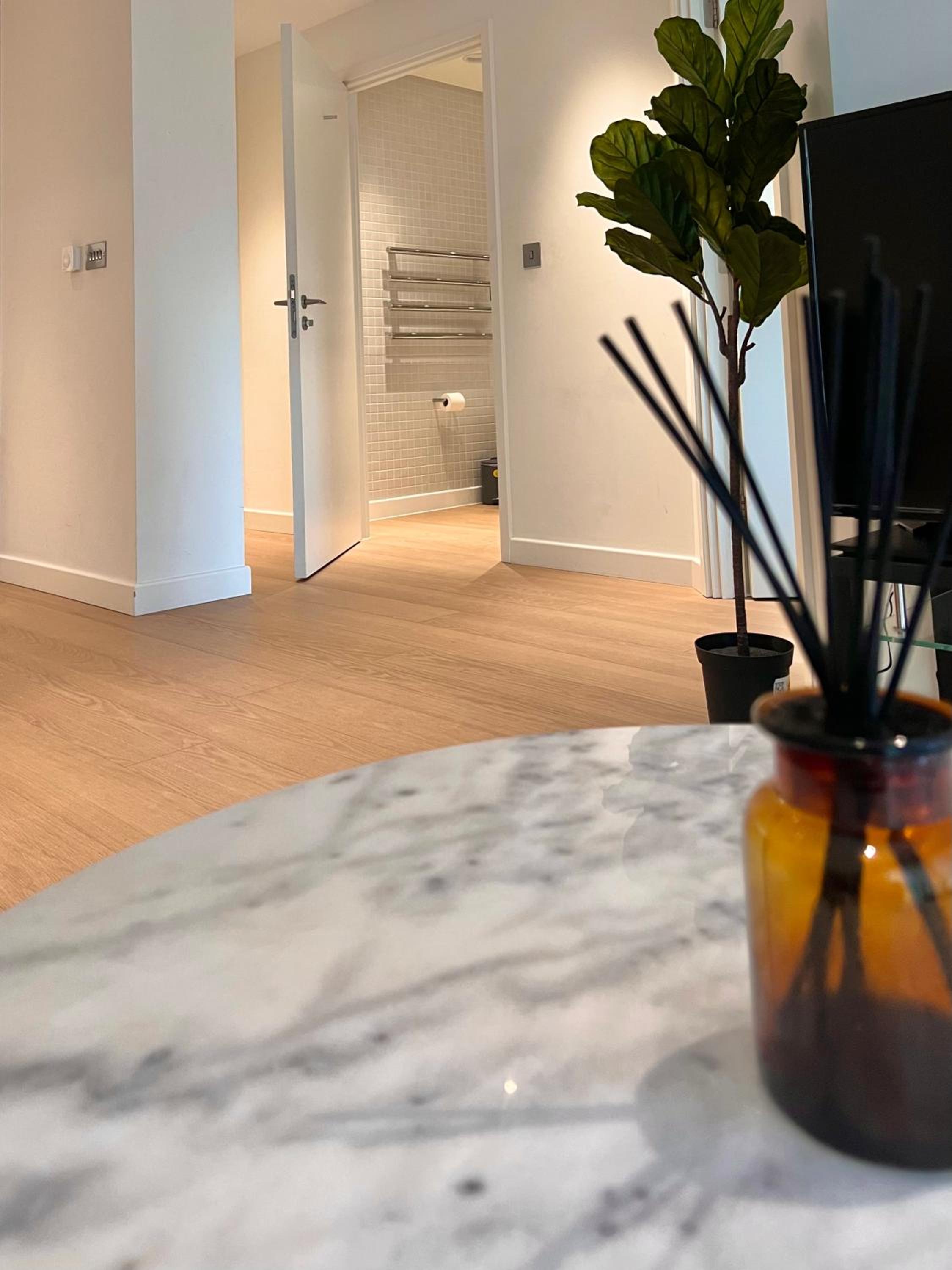 Upper Riverside O2 2Bedroom Flat 05