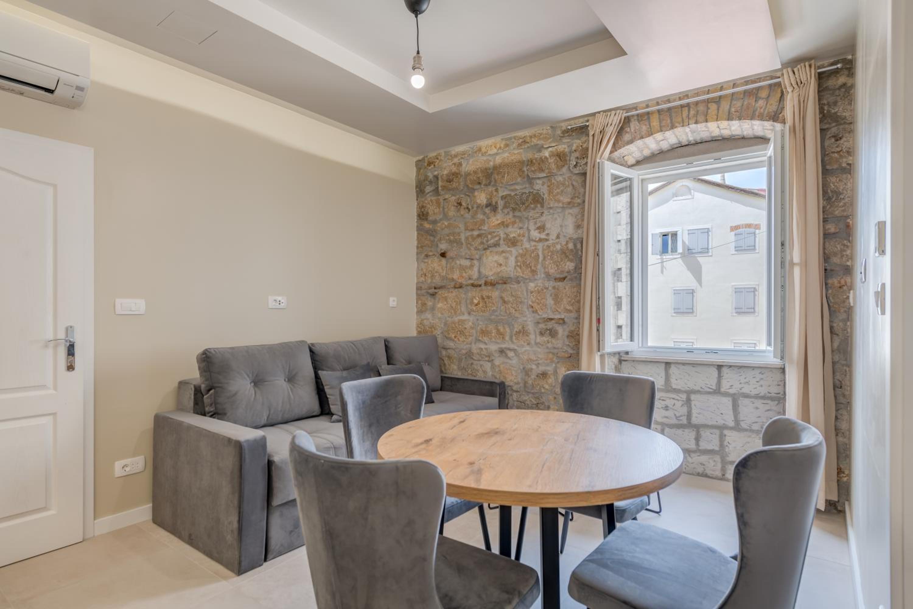 InMotion Luxury Rooms en Split — lounge