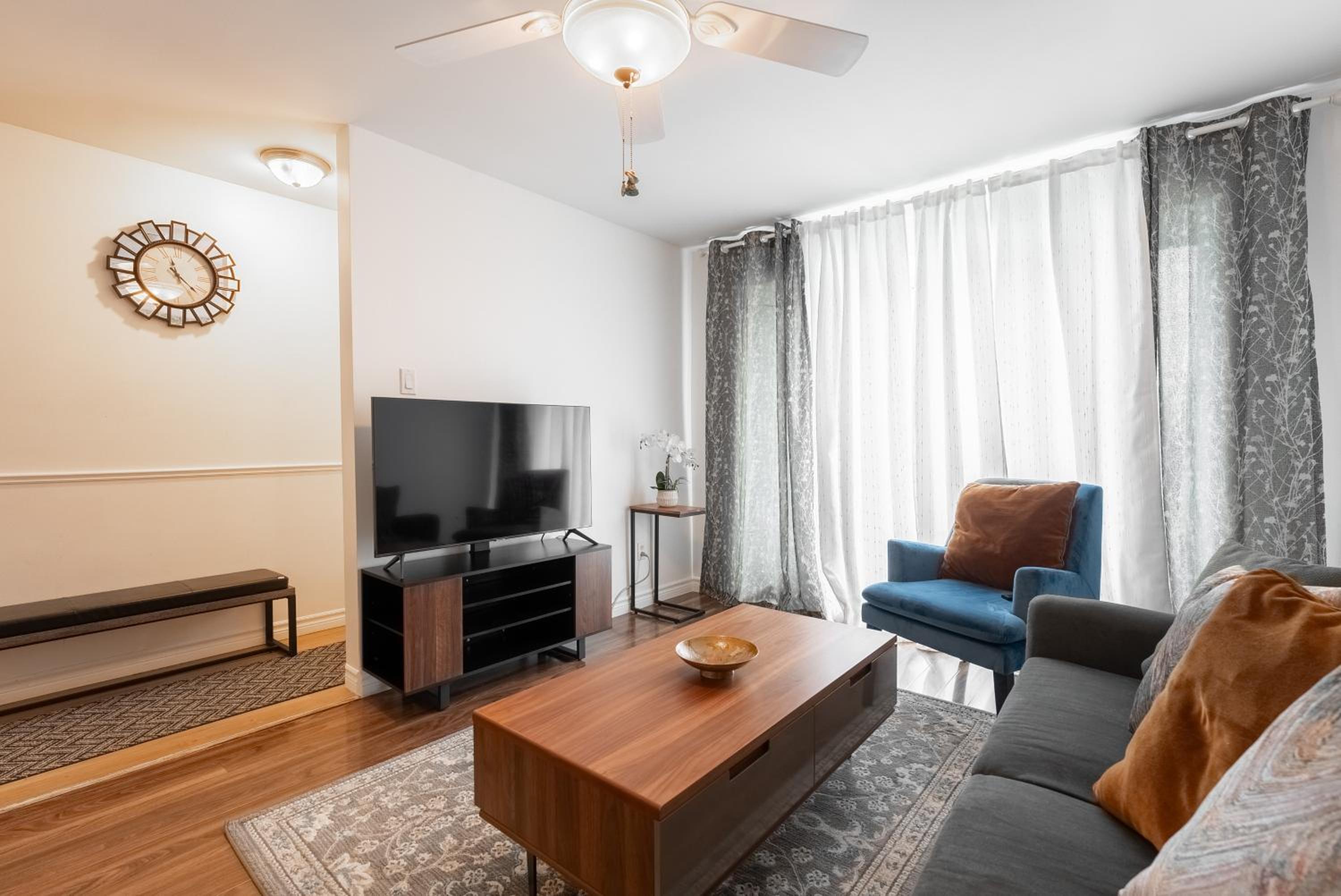 Cozy Family Home Near Montreal