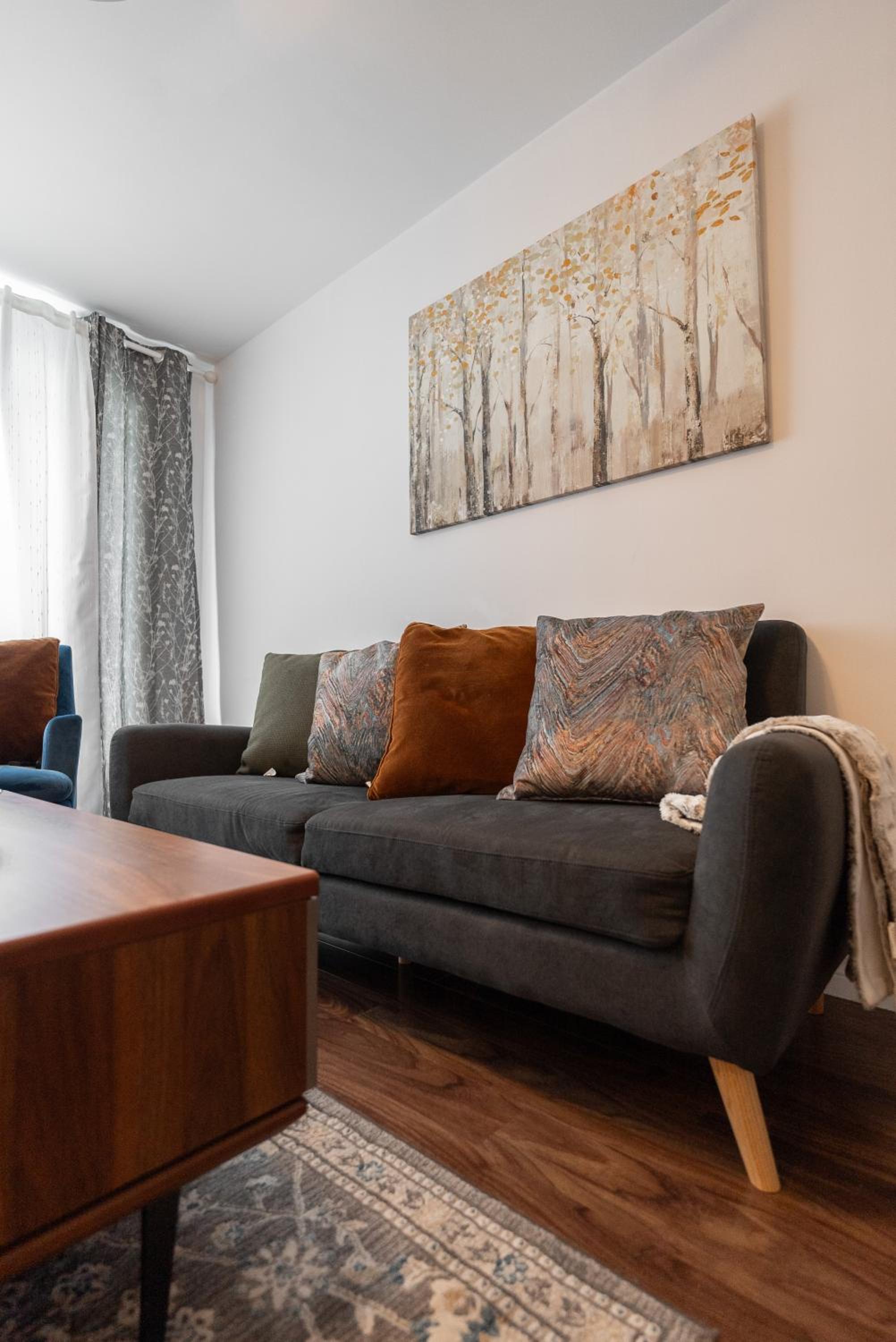 Cozy Family Home Near Montreal