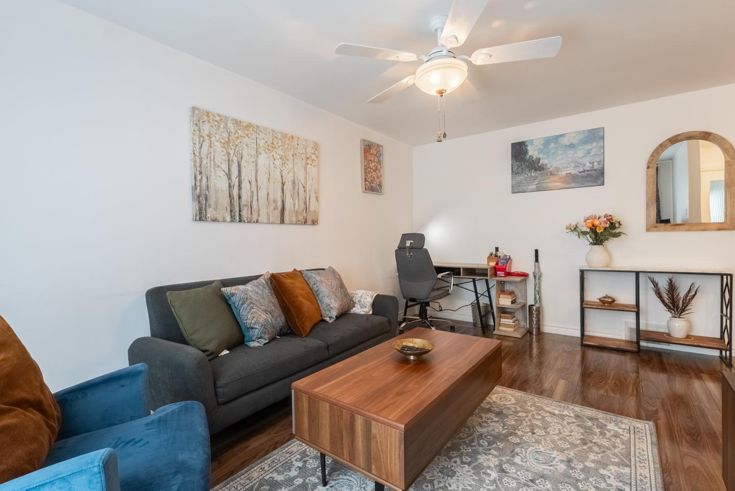 Cozy Family Home Near Montreal