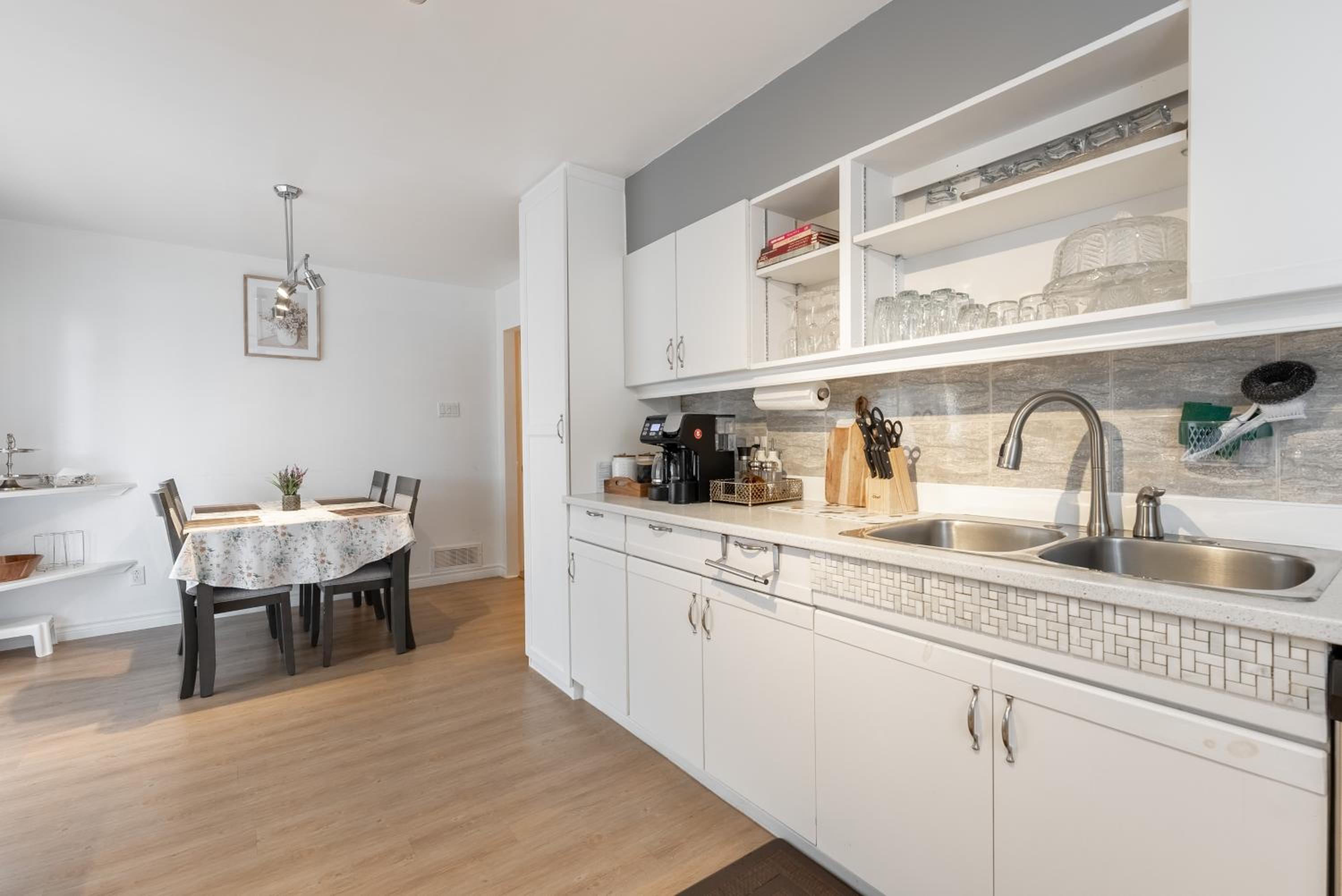 Cozy Family Home Near Montreal